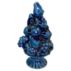 Topiaire vintage en céramique bleue en forme de fruits
