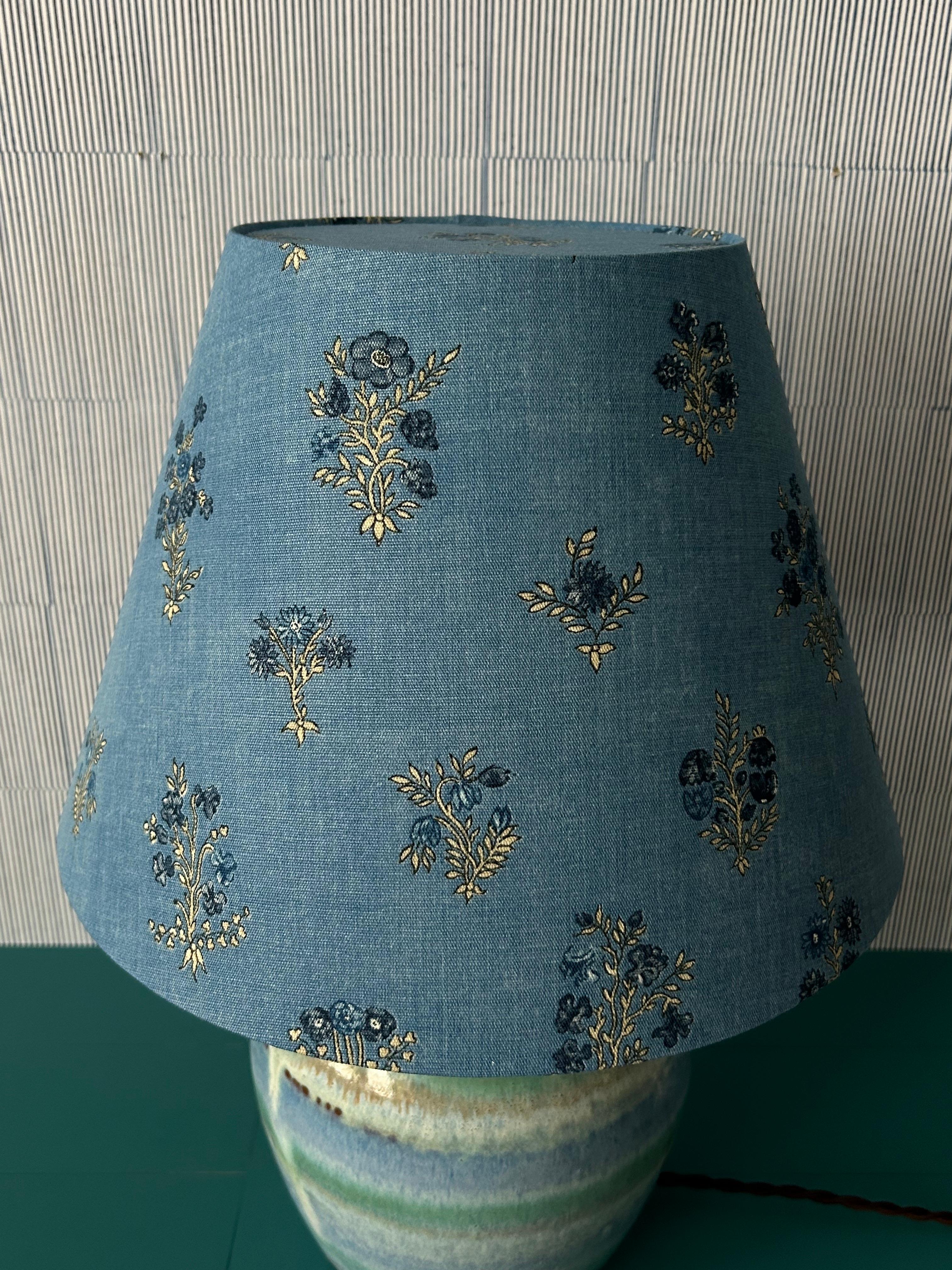 Vintage Blue Ceramic Table Lamp with Customized Shade, France, 20th Century In Good Condition In Copenhagen K, DK