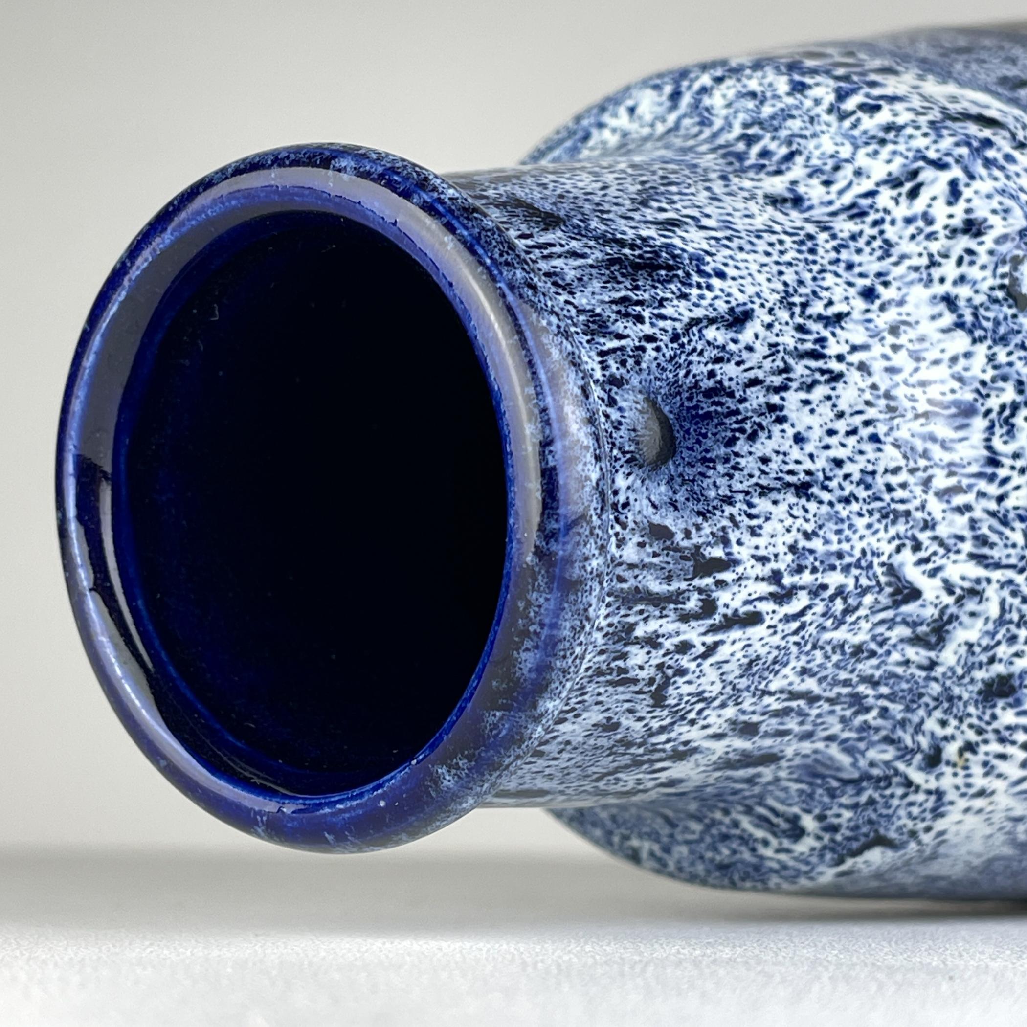 Vase en céramique bleue Lava de Jasba, Allemagne de l'Ouest, années 1960 en vente 1