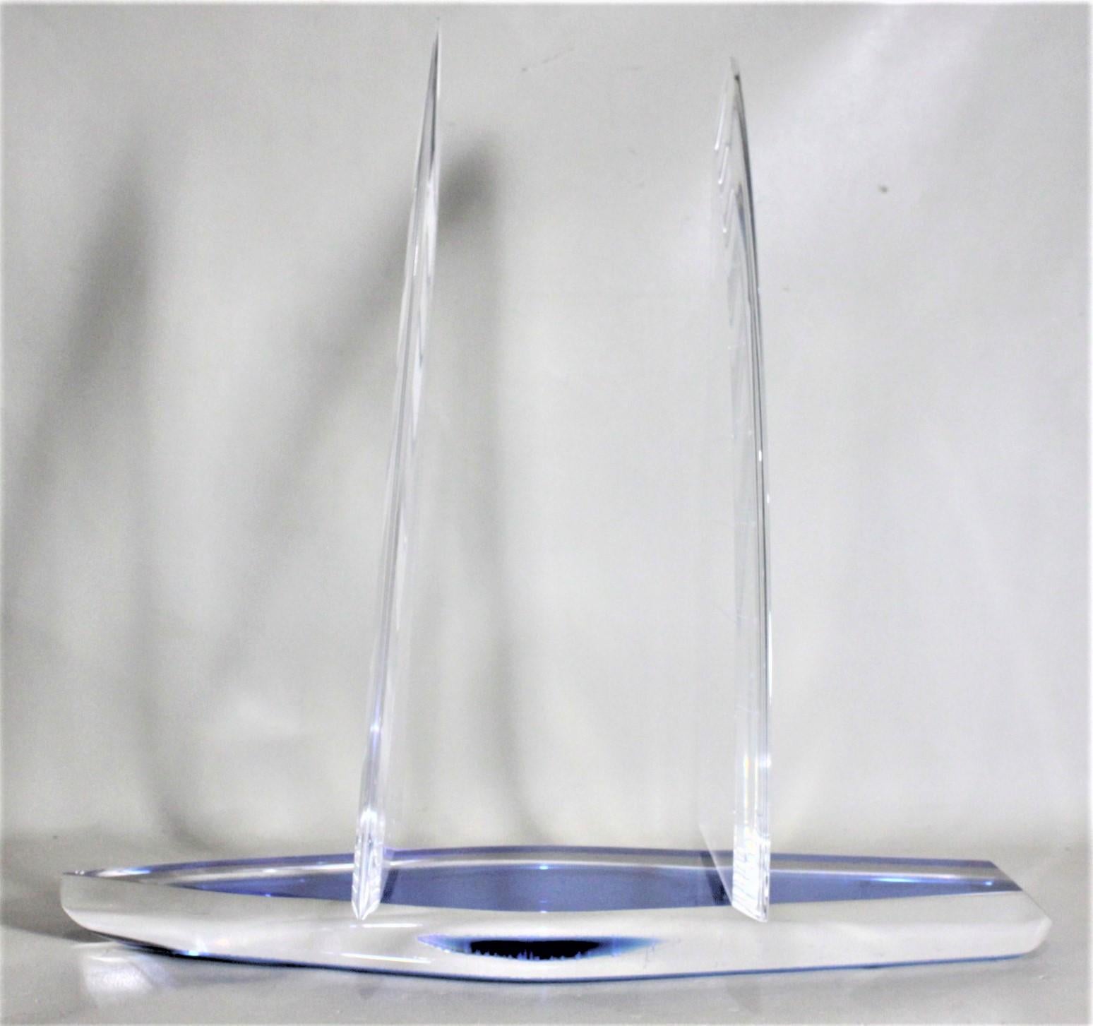 Vintage Blue & Clear Lucite Racing Sailboat Sculpture by Wintrade, Beverly Hills In Good Condition For Sale In Hamilton, Ontario