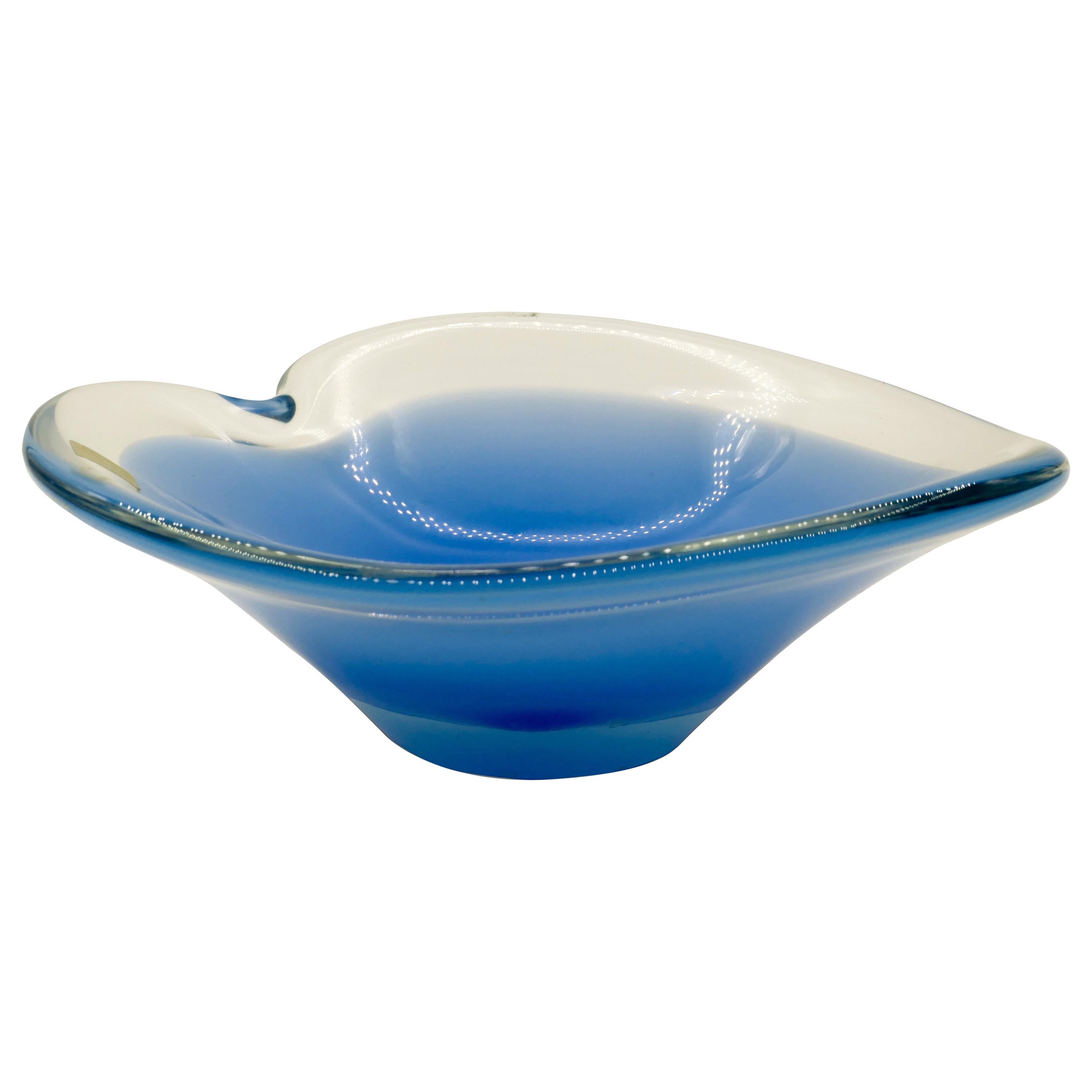 Vintage Blue Crystal Coquille Bowl by Paul Kedelv, Reijmyre Glasbruk, 1960s For Sale