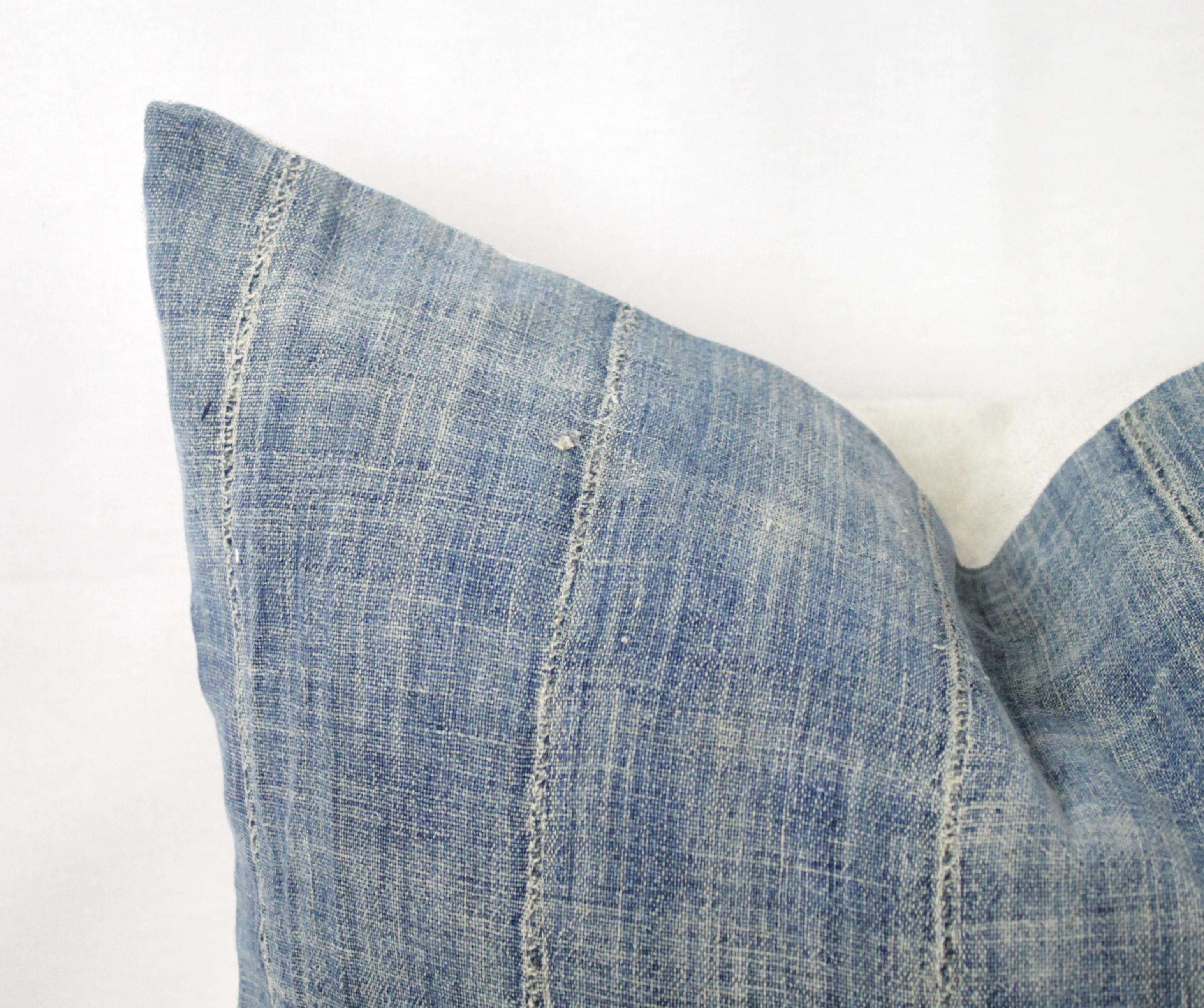 Vintage Blue Distressed Pillow with Vertical Seams  In Good Condition In Brea, CA