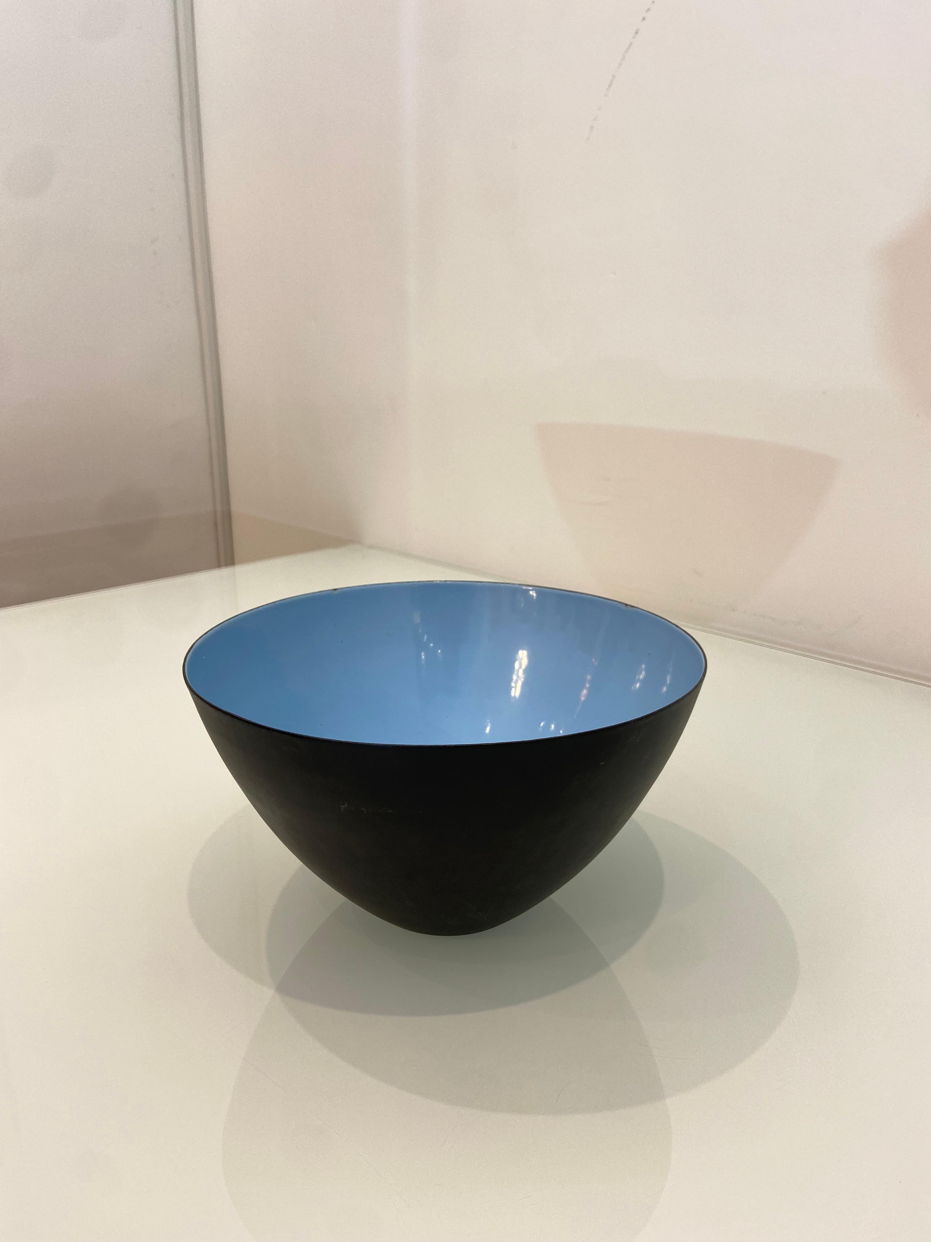 Mid-Century Modern Vintage Blue Enamel Krenit Bowl By Herbert Krenchel Circa 1960's.