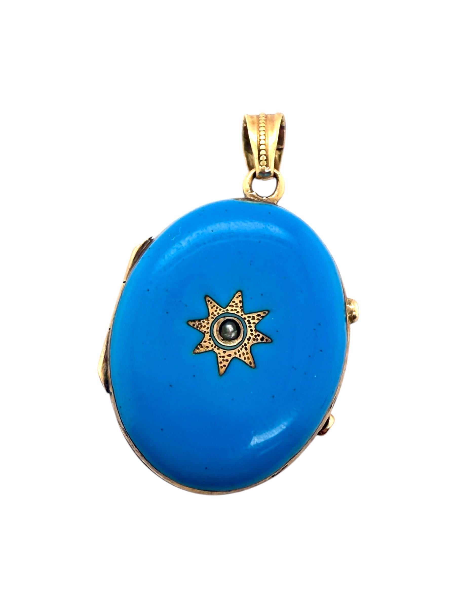 Pendentif médaillon vintage en émail bleu or 14K en vente 1