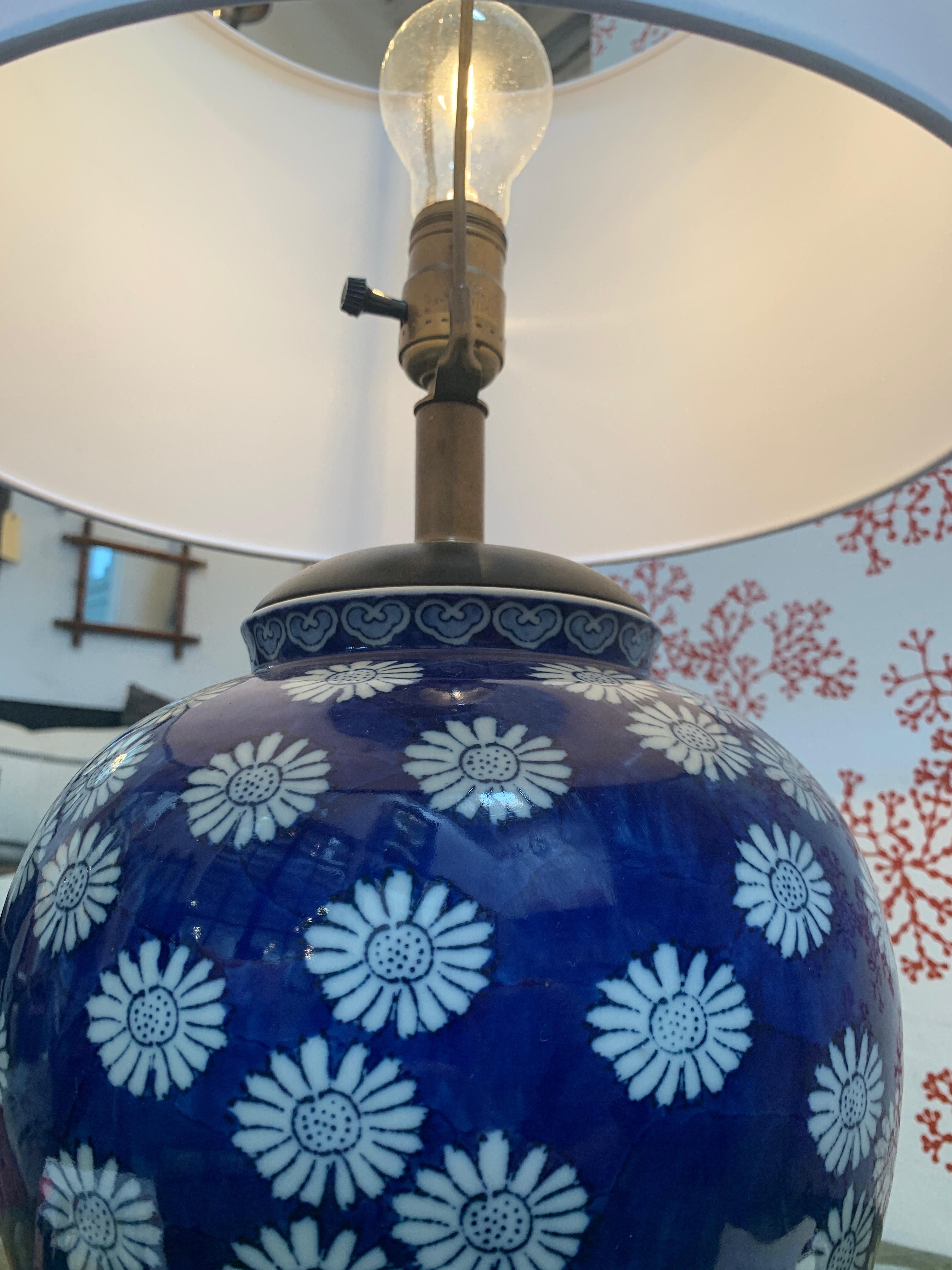 Vintage Blue Ginger Jar Table Lamp In Good Condition In Los Angeles, CA