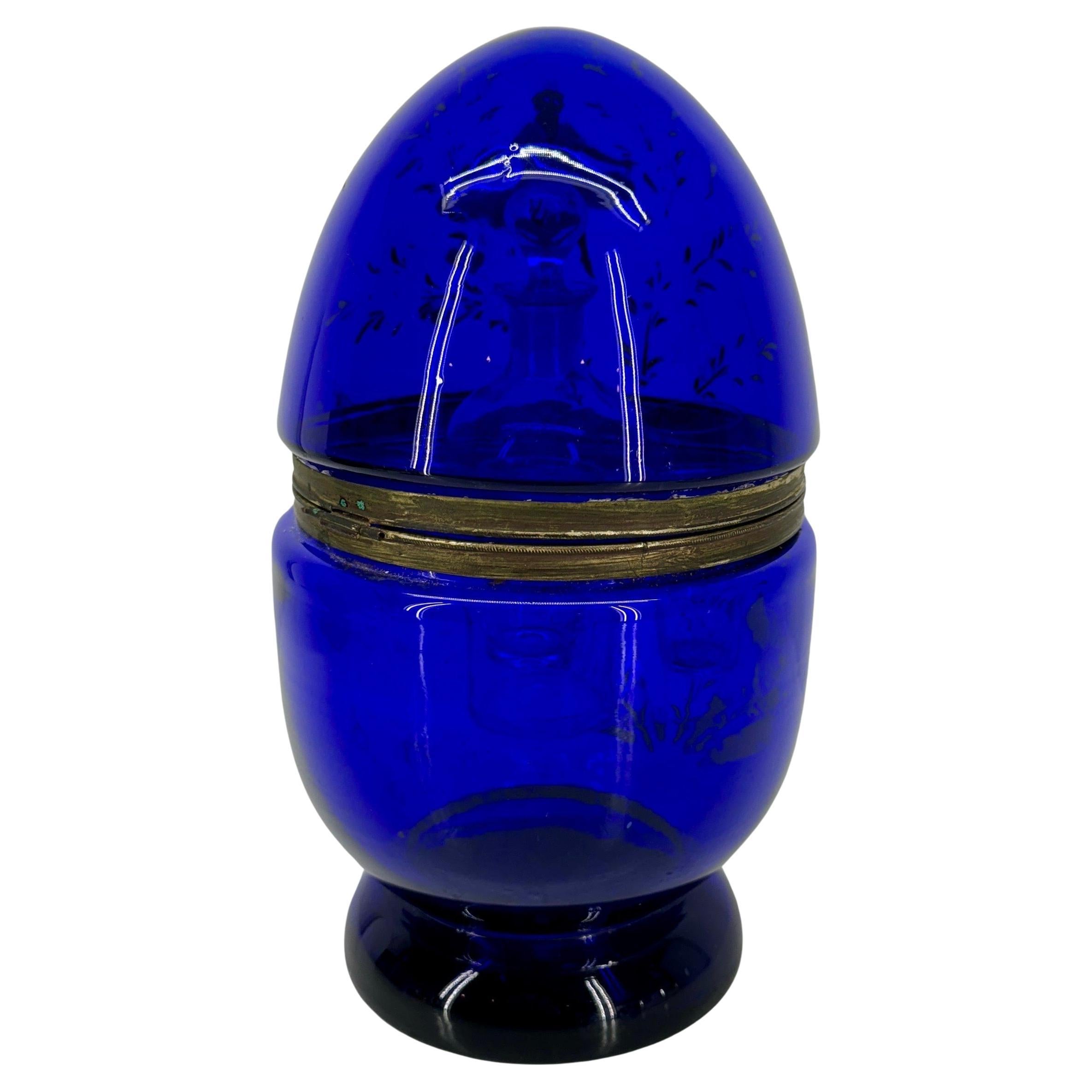 Vintage Blue Glass Art Egg Domed Decanter, 1950's In Good Condition For Sale In Haddonfield, NJ