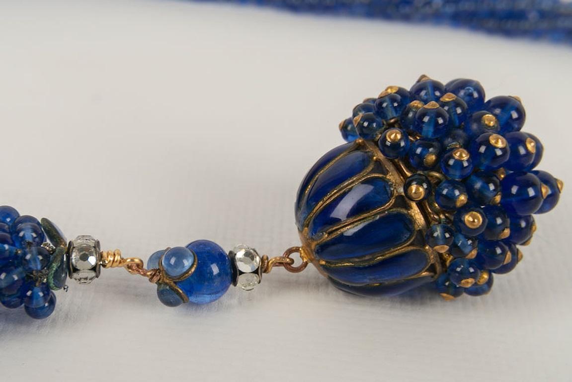 Vintage Blue Glass Beads Necklace 1