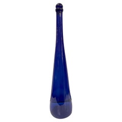 Flacon de verre bleu vintage
