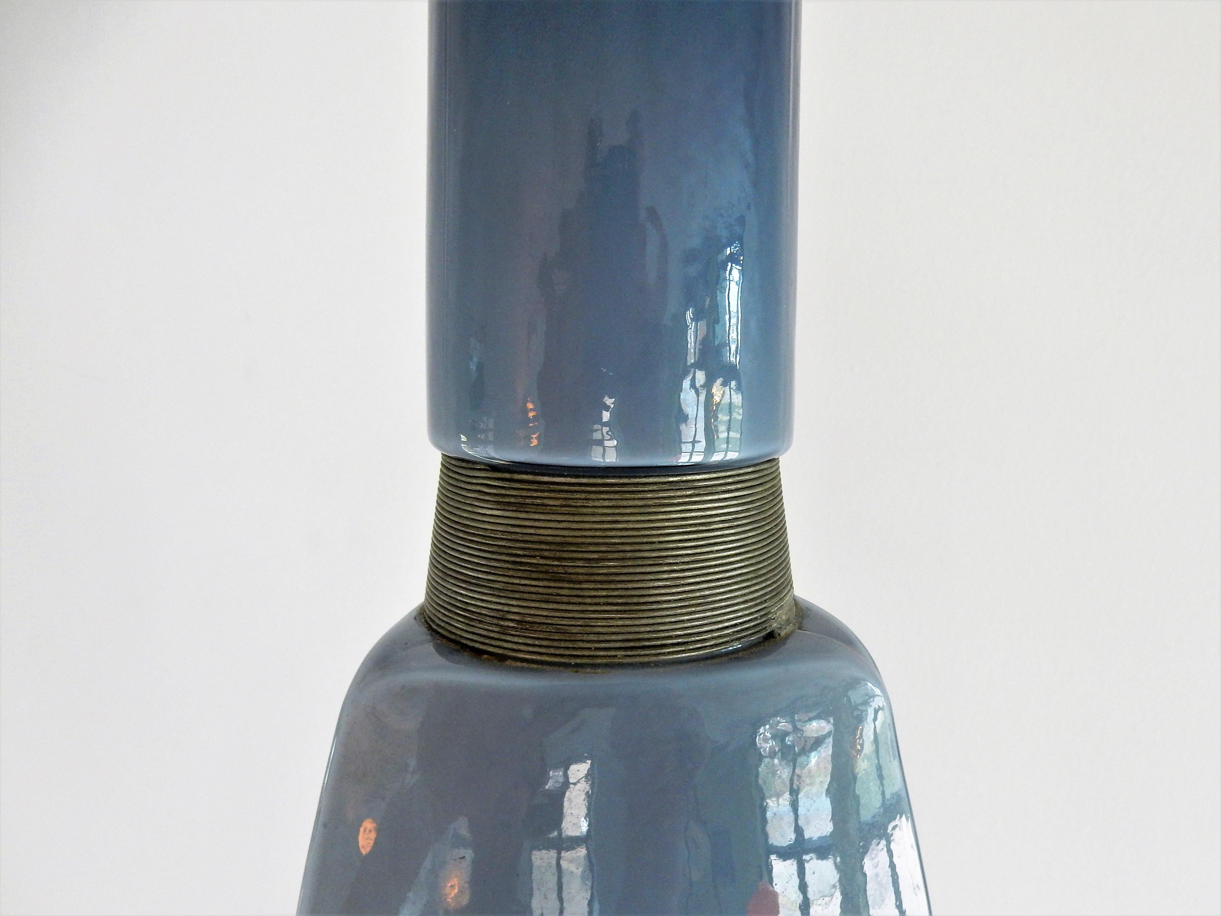 Mid-Century Modern Lampe à suspension vintage en verre bleu Kastrup-Holmegaard, Danemark en vente