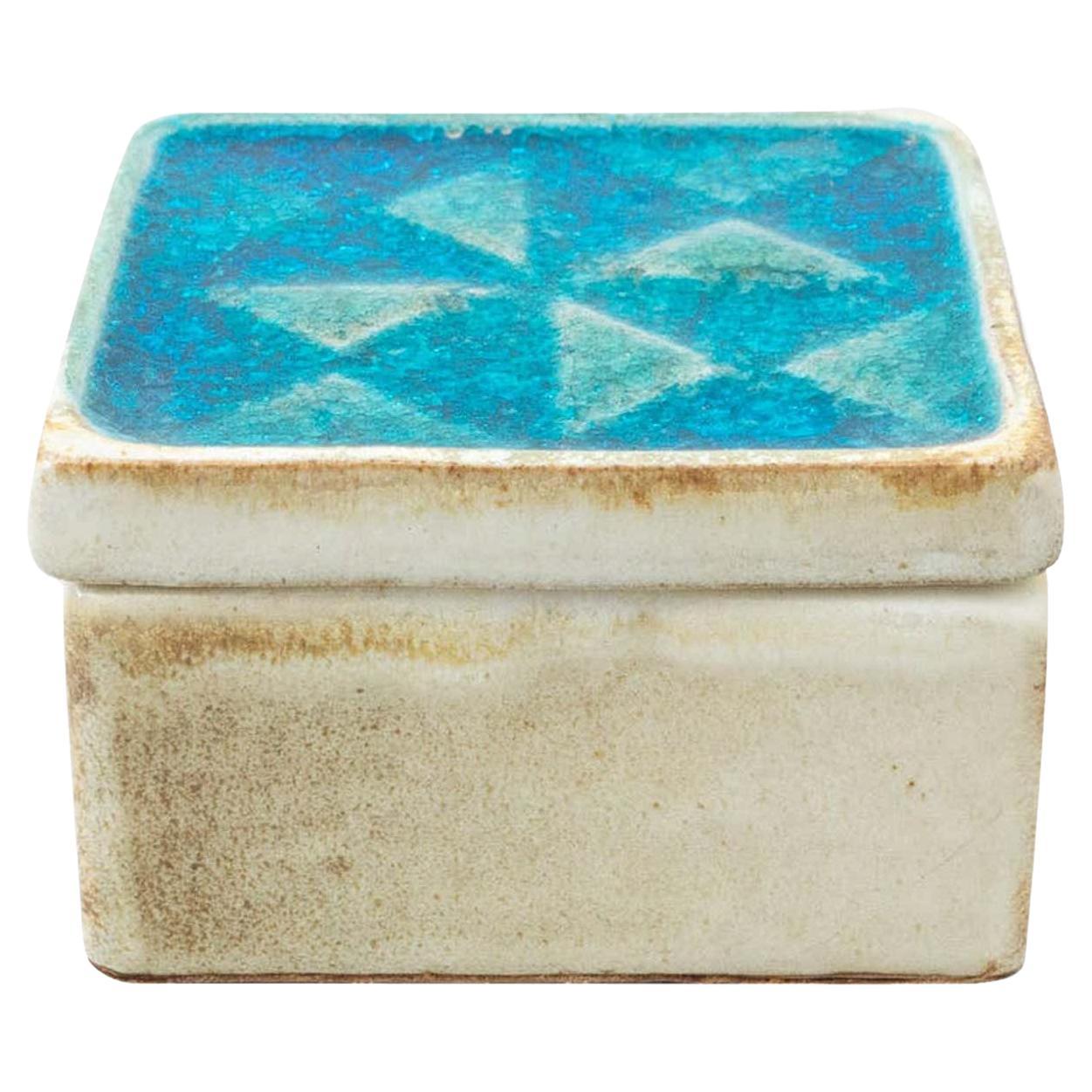 Caja vintage de cerámica esmaltada azul firmada a mano por Cases, hacia 1960