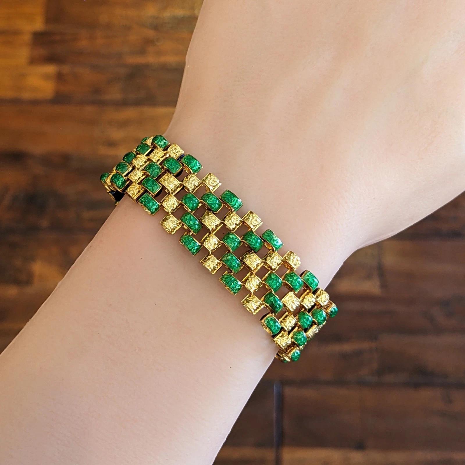 Women's Vintage Blue Green Enamel Link Reversible Bracelet in 18k Yellow Gold For Sale