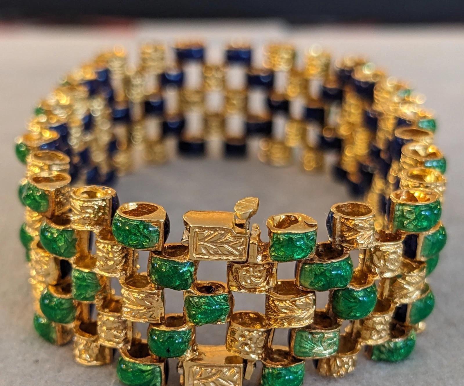 Vintage Blue Green Enamel Link Reversible Bracelet in 18k Yellow Gold For Sale 2