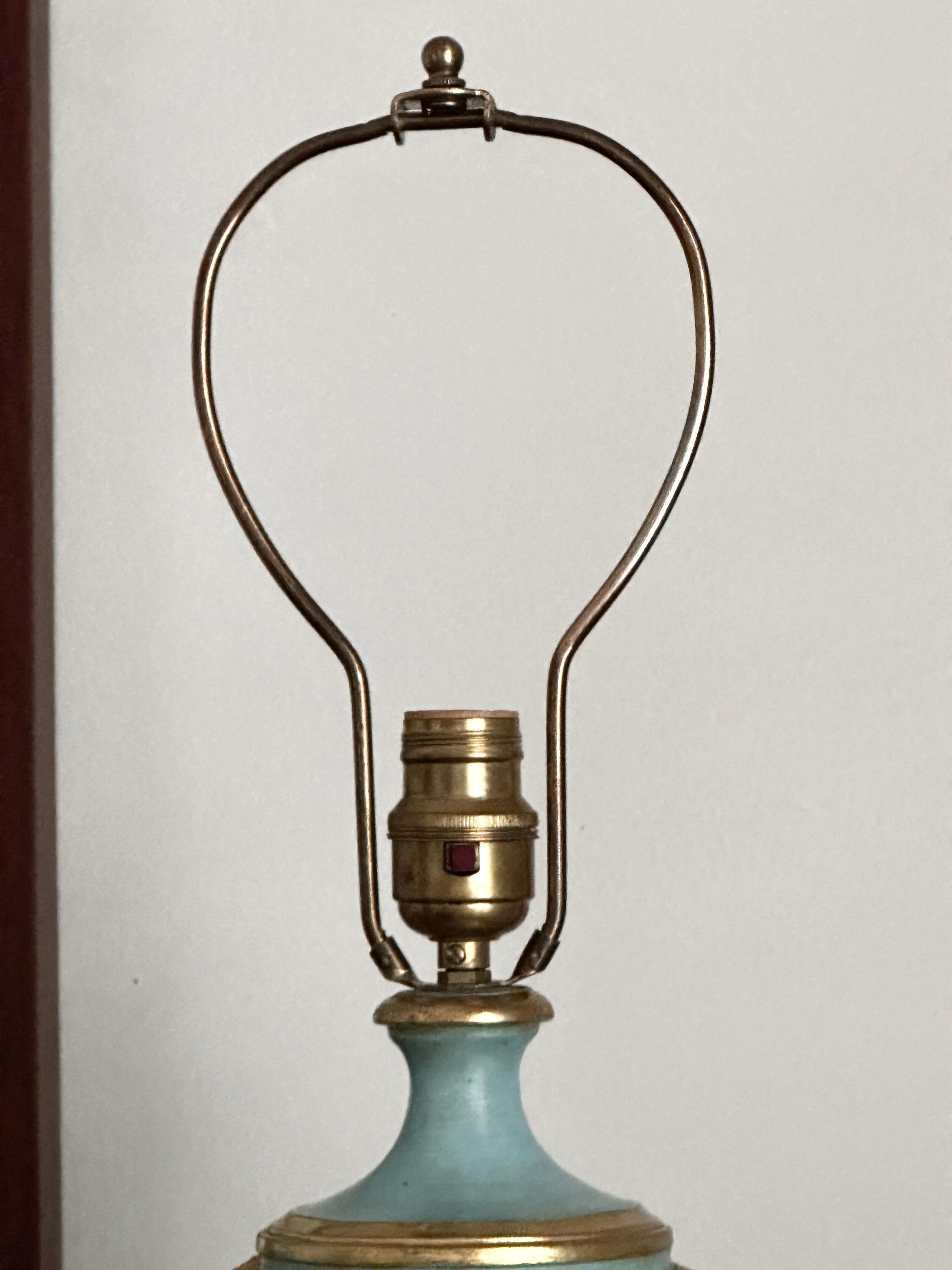 Americano Lampada Borghese Neoclassica d'epoca blu/verde parzialmente dorata in vendita