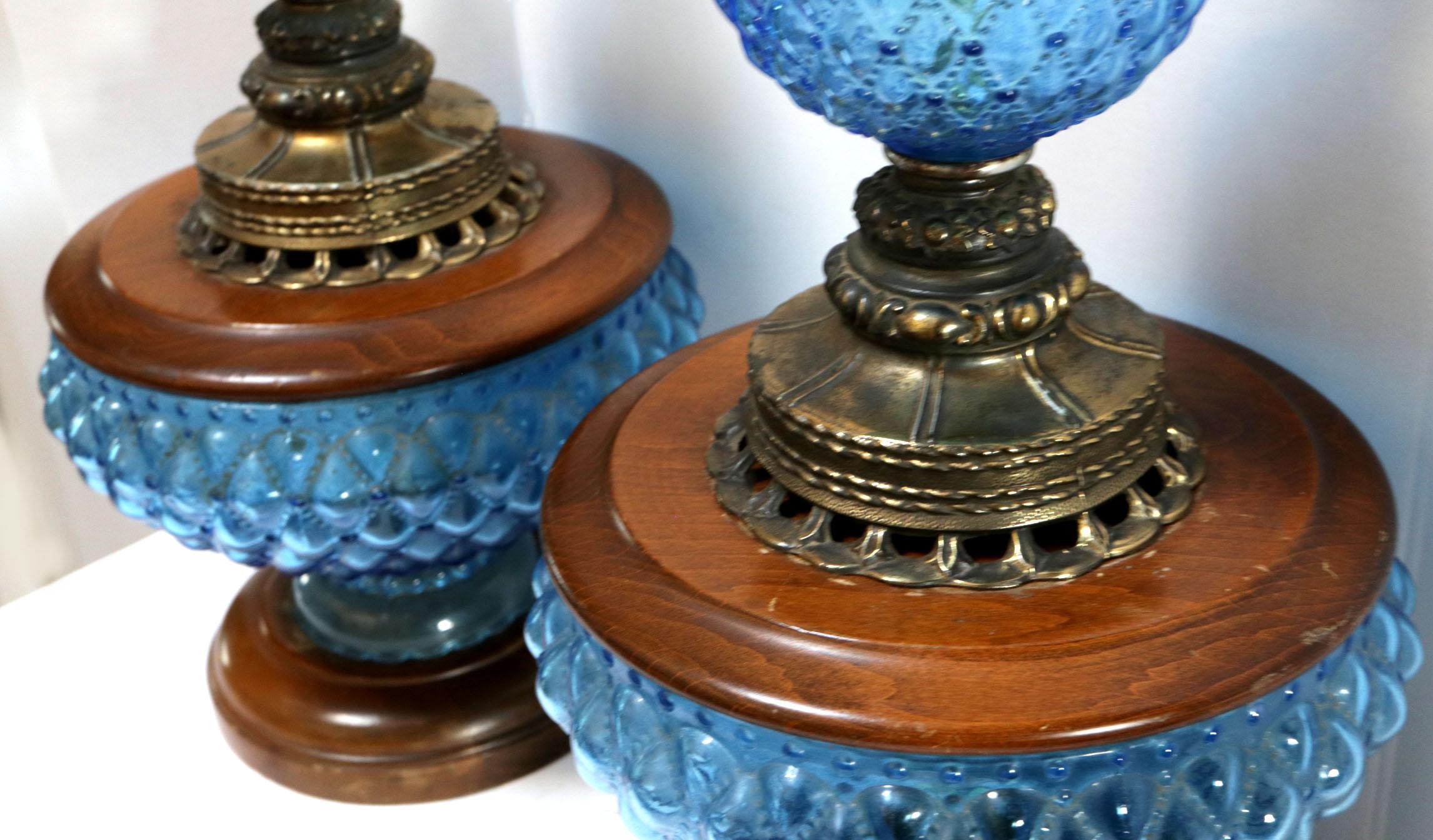 Vintage Blue Hobnail 1960s Maple and Brass Table Lamps In Good Condition In Lomita, CA