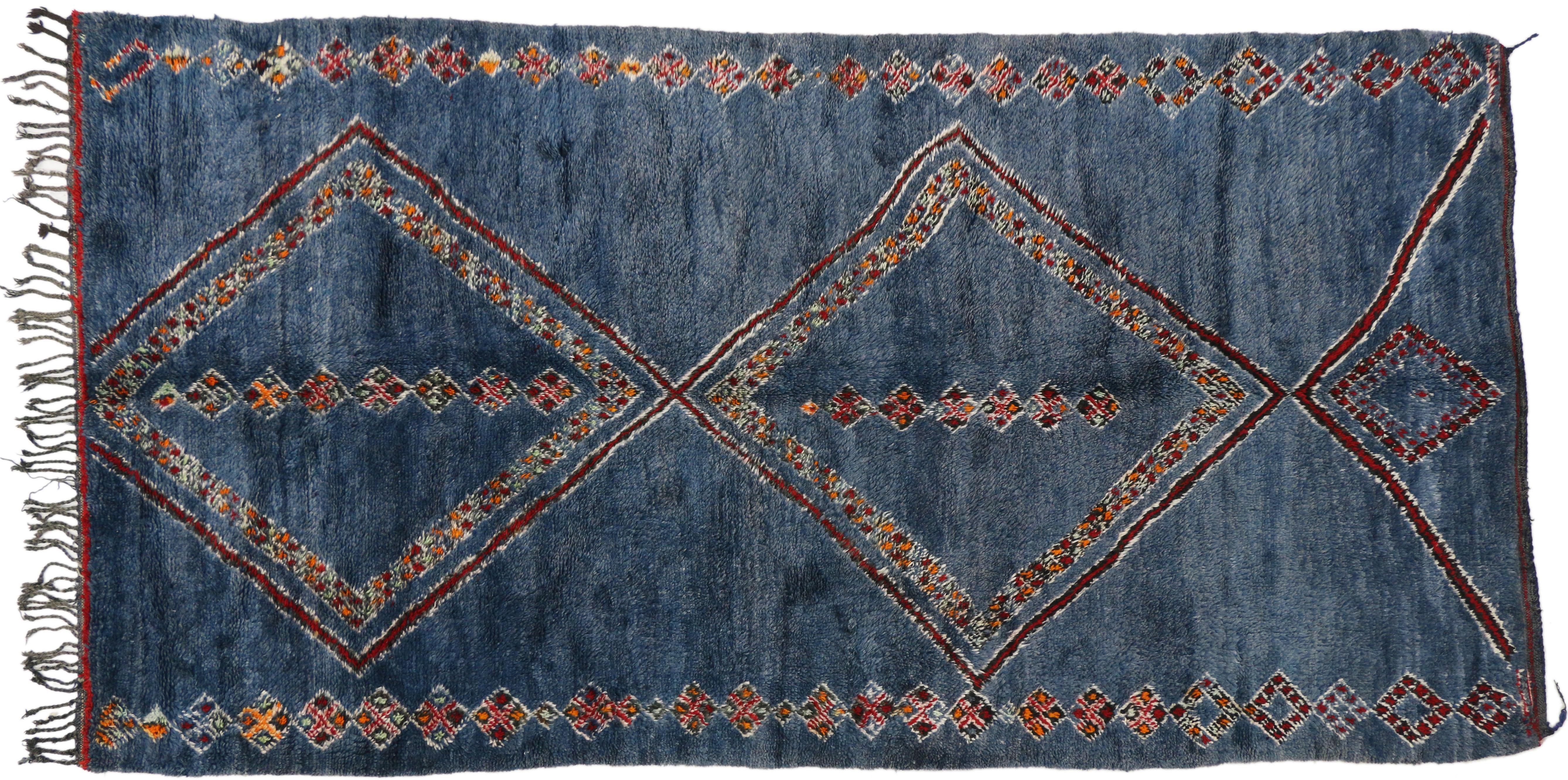 Tapis marocain vintage bleu indigo de la guilde Beni M'Guild avec style tribal Bon état - En vente à Dallas, TX