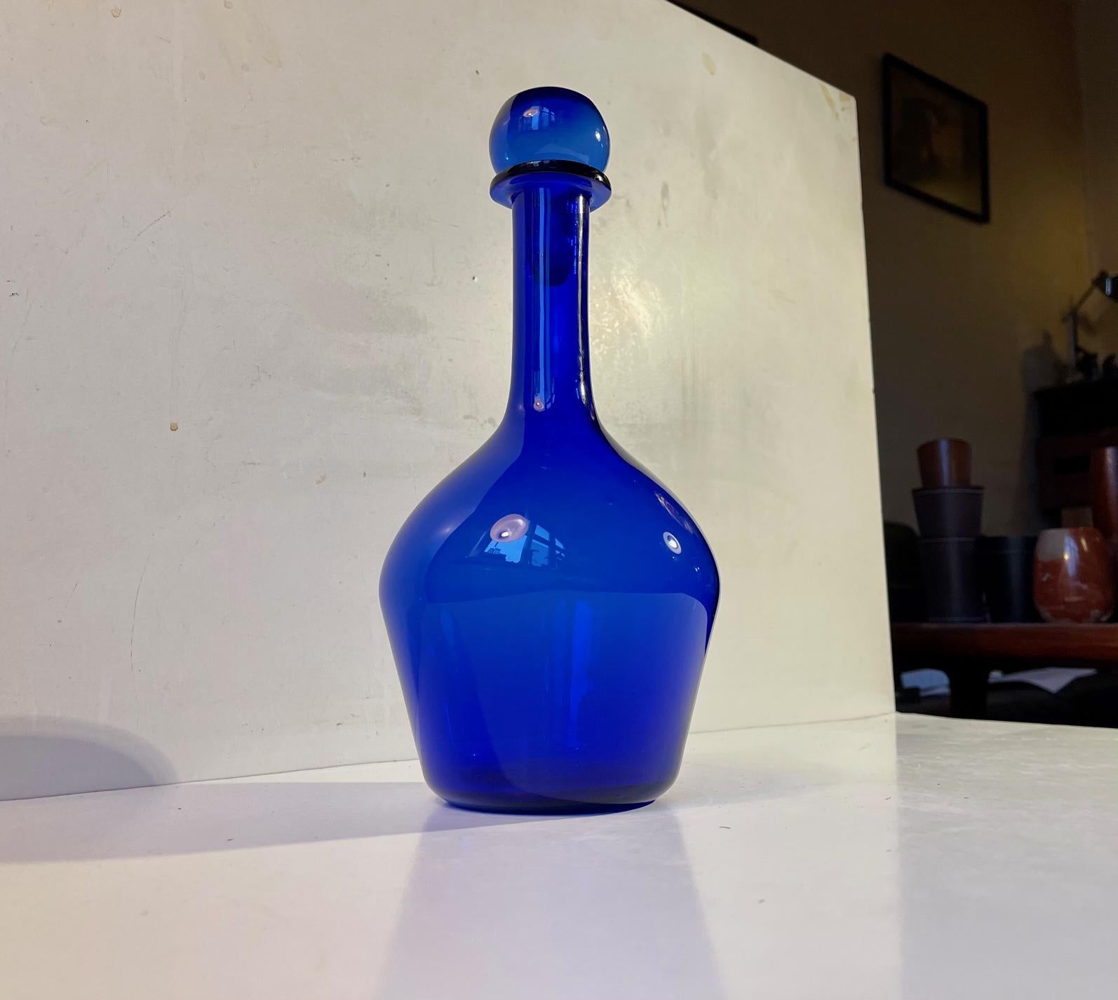 Vintage Blue Italian Glass Decanter from Oggretti, Murano In Good Condition In Esbjerg, DK