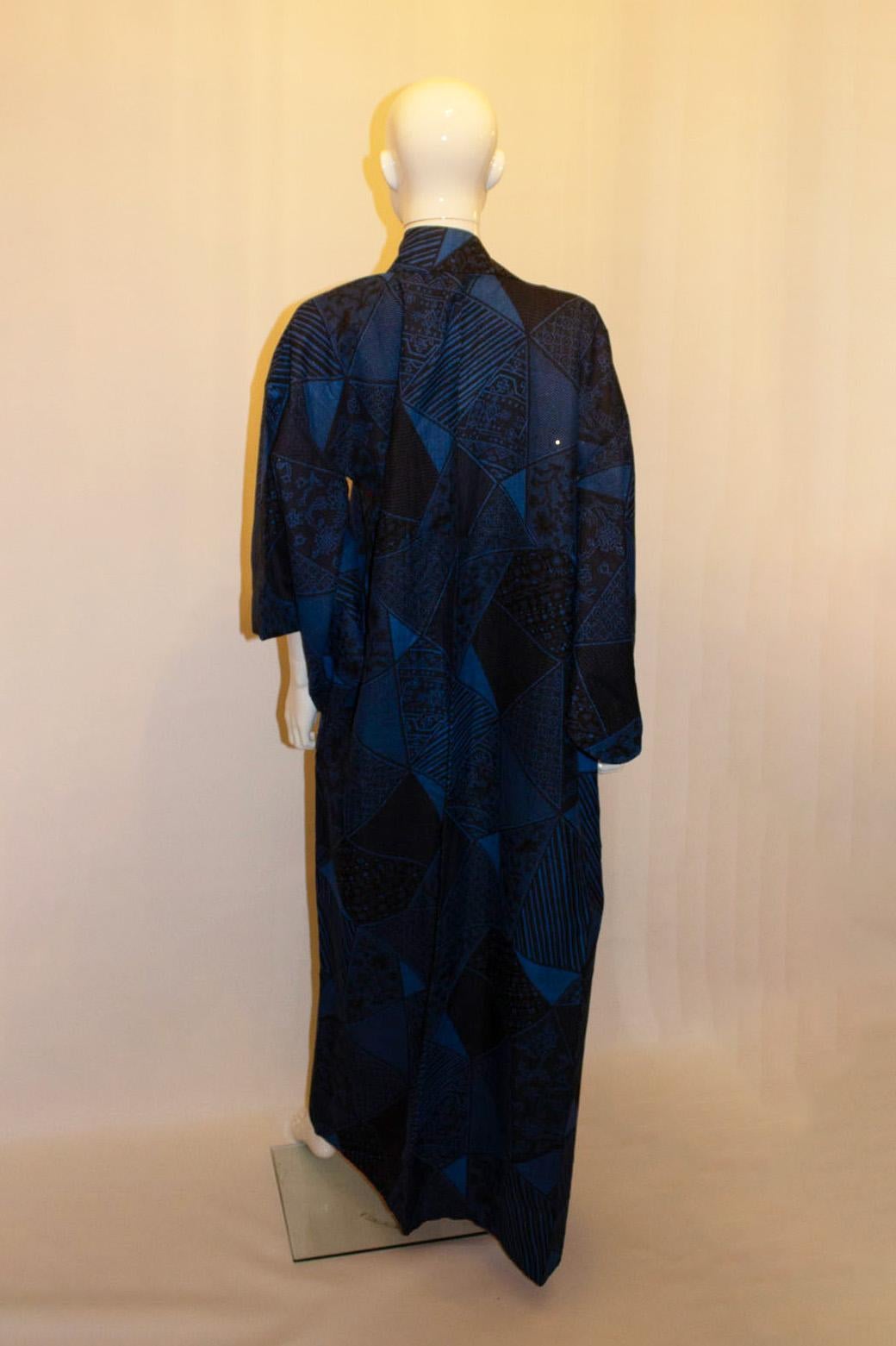 Women's or Men's Vintage Blue Kimono with unusual Sparkle Detail For Sale