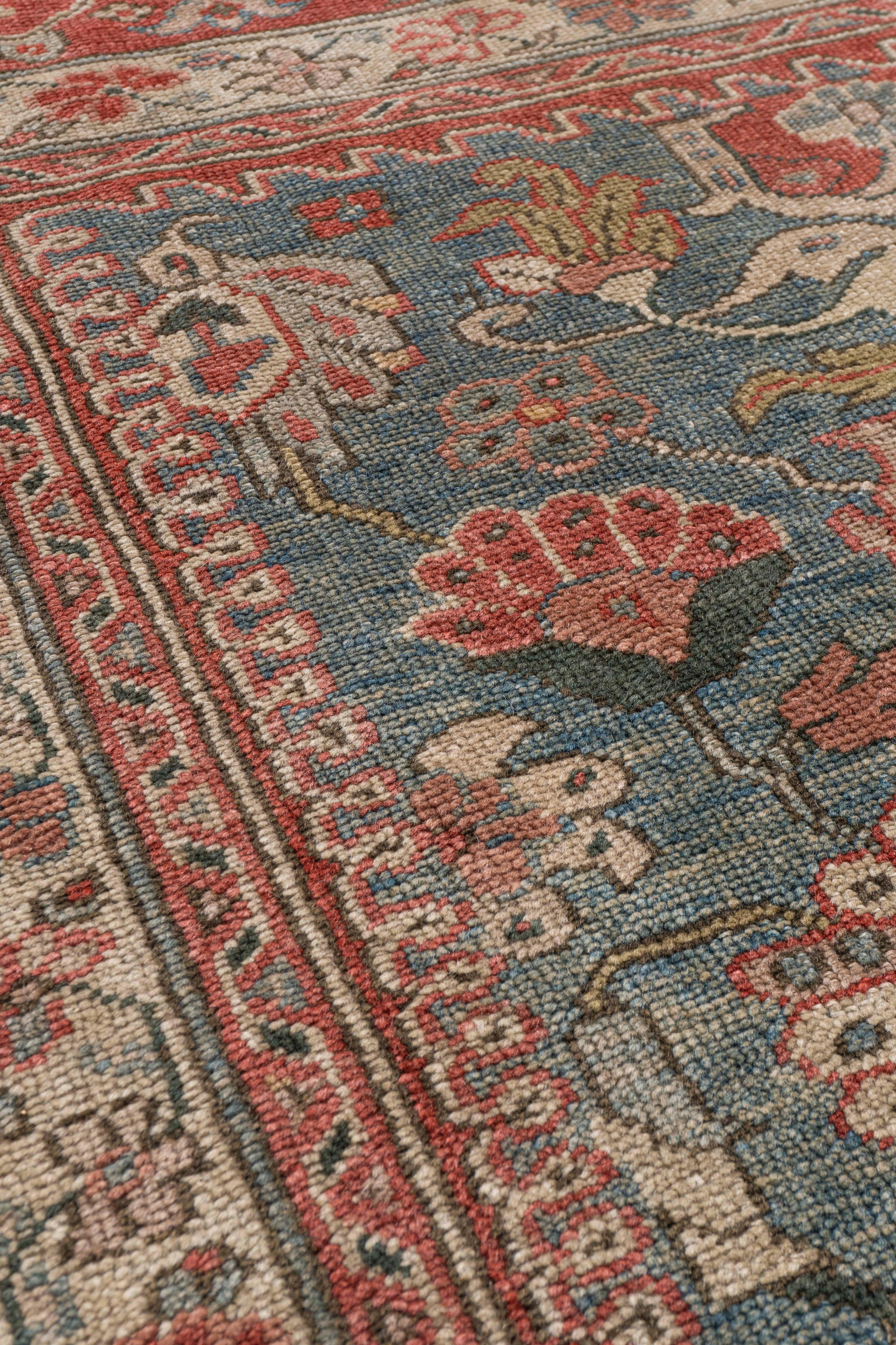 Vintage Blue Lightly Distressed Persian Sultanabad Rugs tessuto a mano in vendita 1