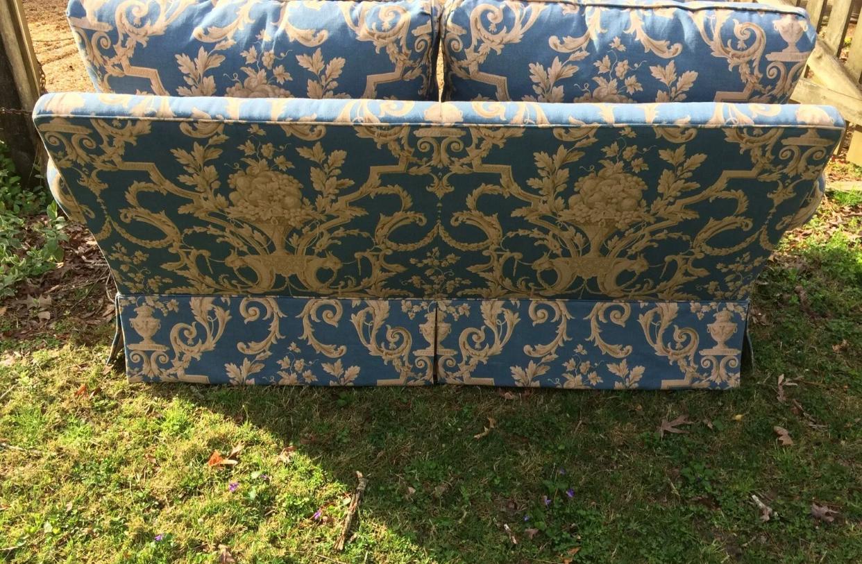 Vintage Blue Linen French Provincial Baker Two-Seat Sofa with Tan Floral Accents In Good Condition In Brooklyn, NY