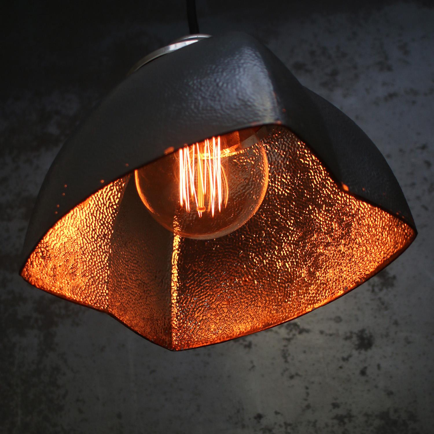Nickel Lampada a sospensione in vetro specchio Mercury blu vintage in vendita