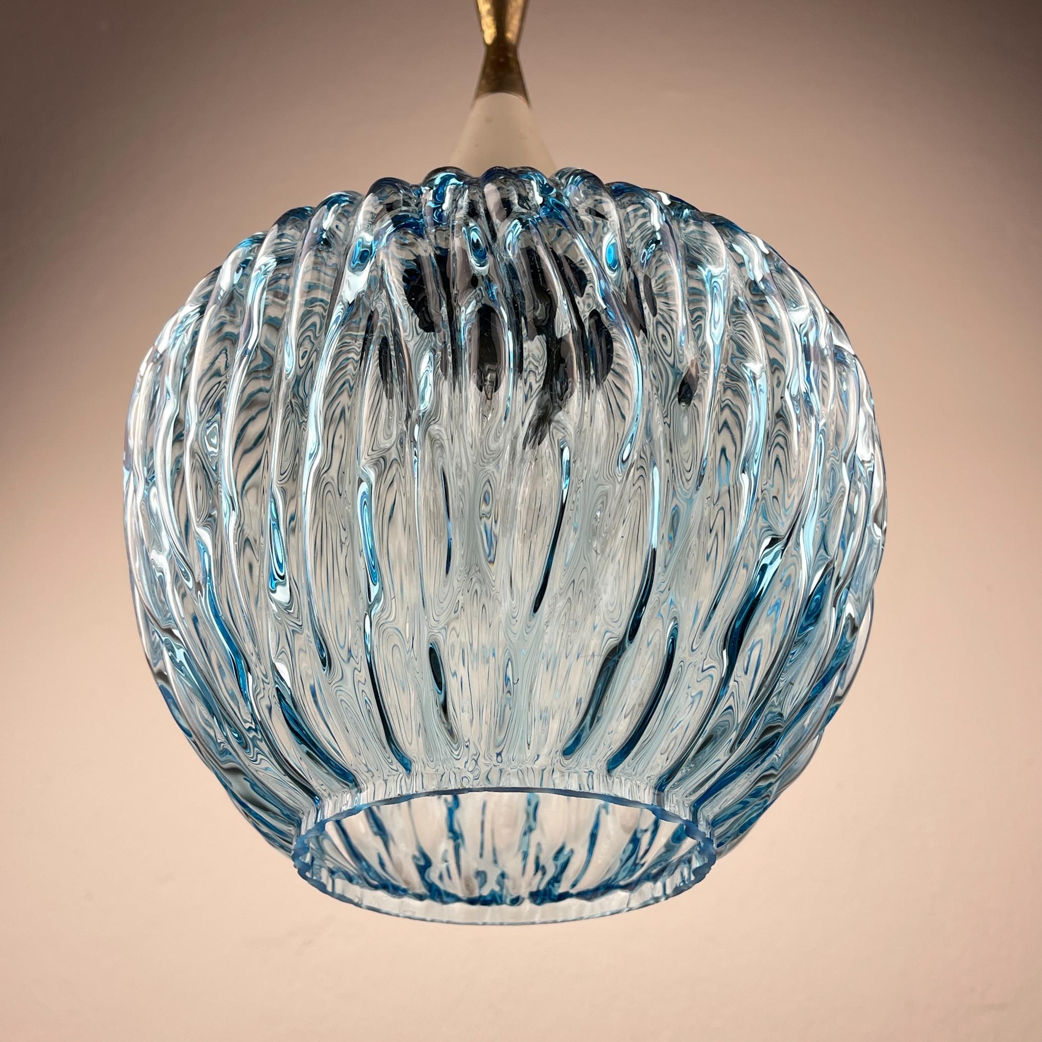 Lámpara colgante vintage azul de Murano de Stilnovo, Italia Años 50 en Bueno estado para la venta en Miklavž Pri Taboru, SI