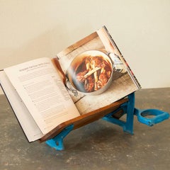 Vintage Blue Painted Ginge Danish Bread Cutter