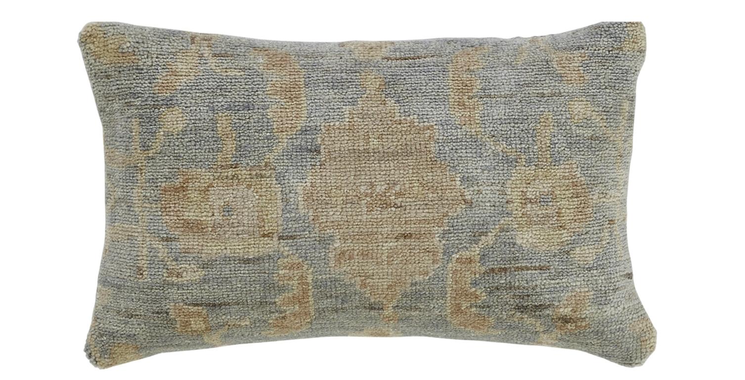 This new accent pillow of East-meets-West design aesthetic showcases a floral design with predominant Vintage gray color. 

Hand-made, using either 100% premium wool.

This pillow measure: 14