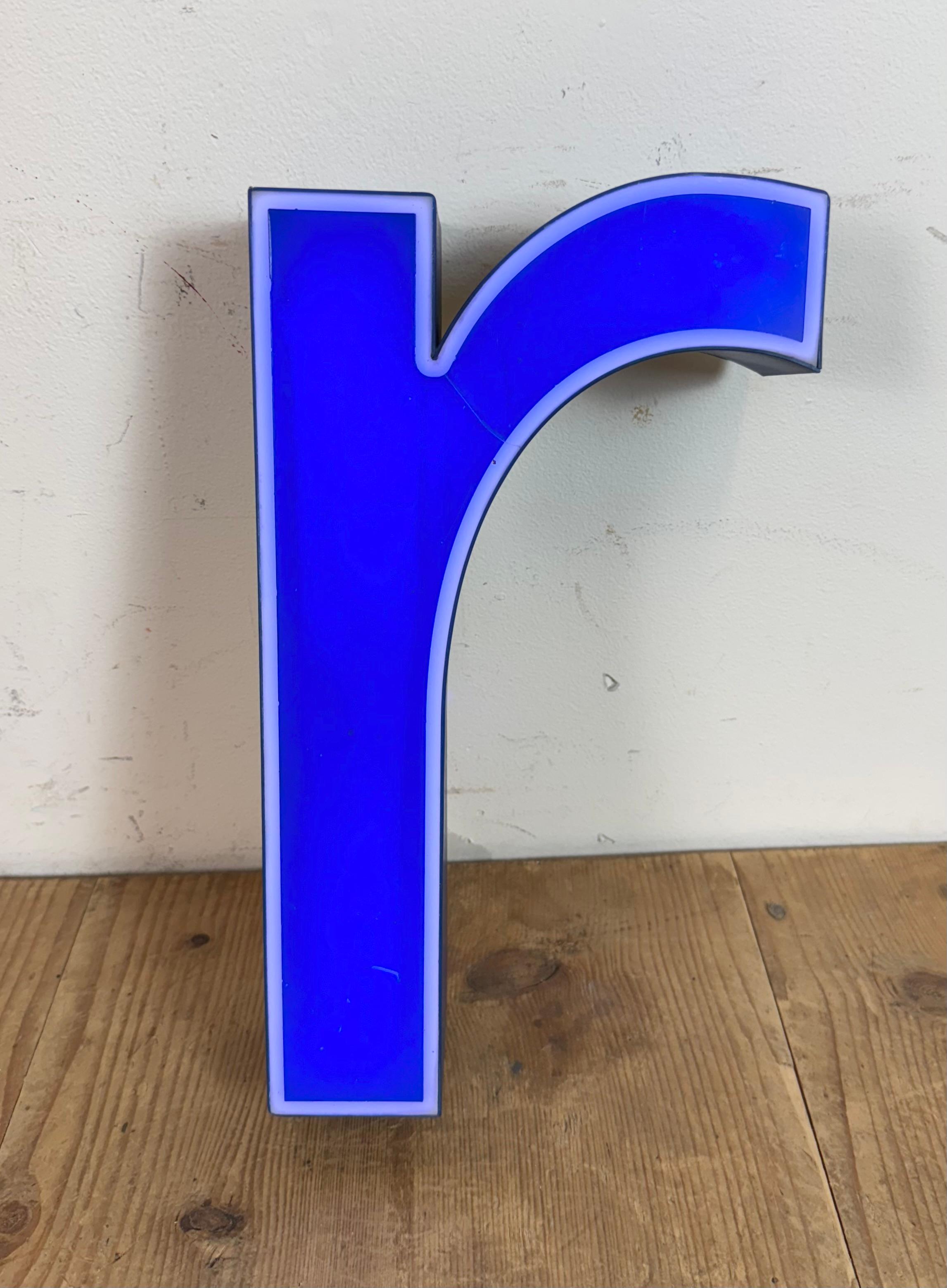 Vintage Blue Plastic Illuminated Letter R , 1970s For Sale 4