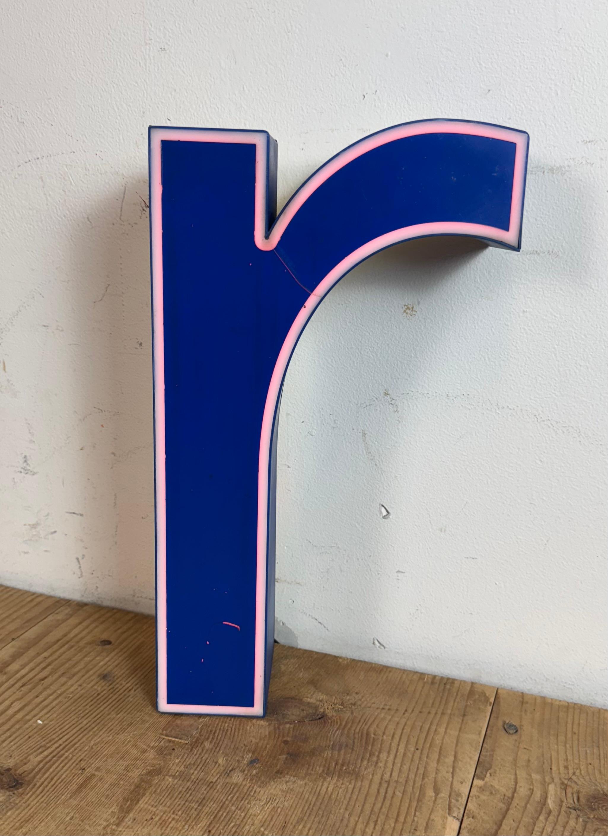 Vintage Blue Plastic Illuminated Letter R , 1970s For Sale 5