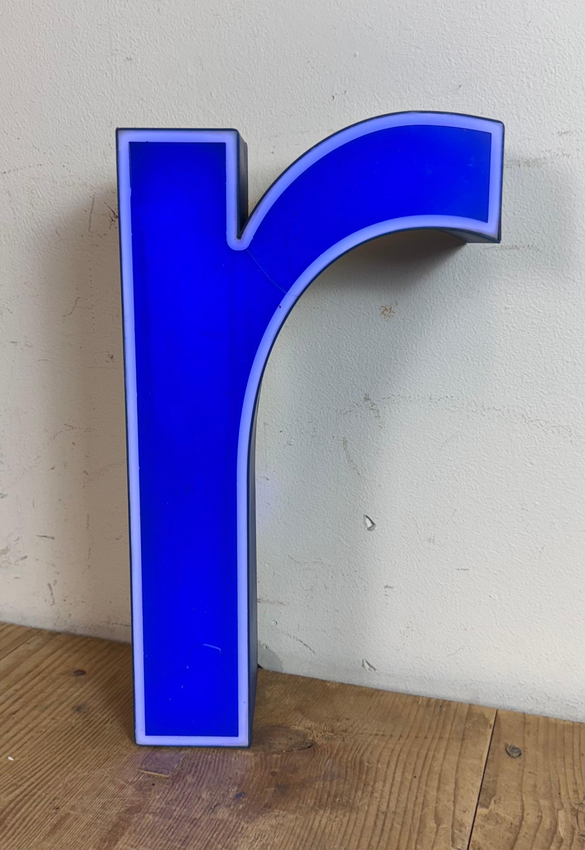Vintage Blue Plastic Illuminated Letter R , 1970s For Sale 7