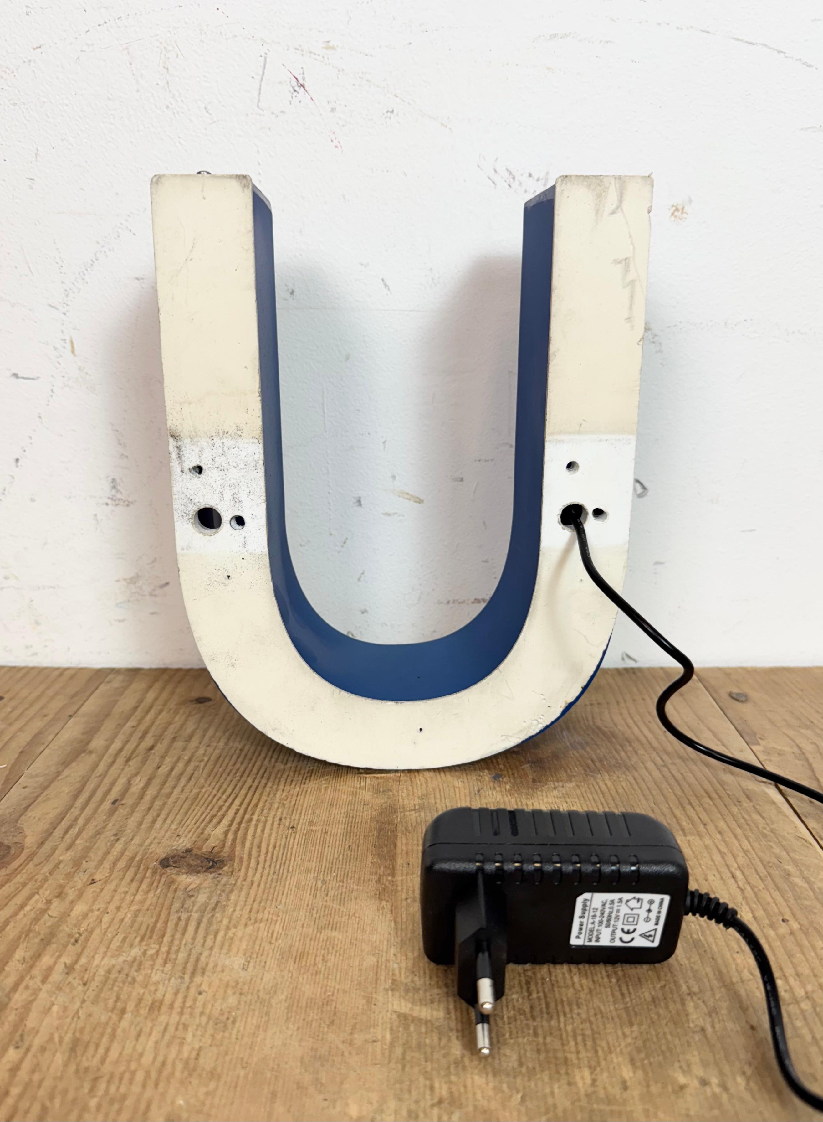 Vintage Blue Plastic Illuminated Letter U , 1970s For Sale 2