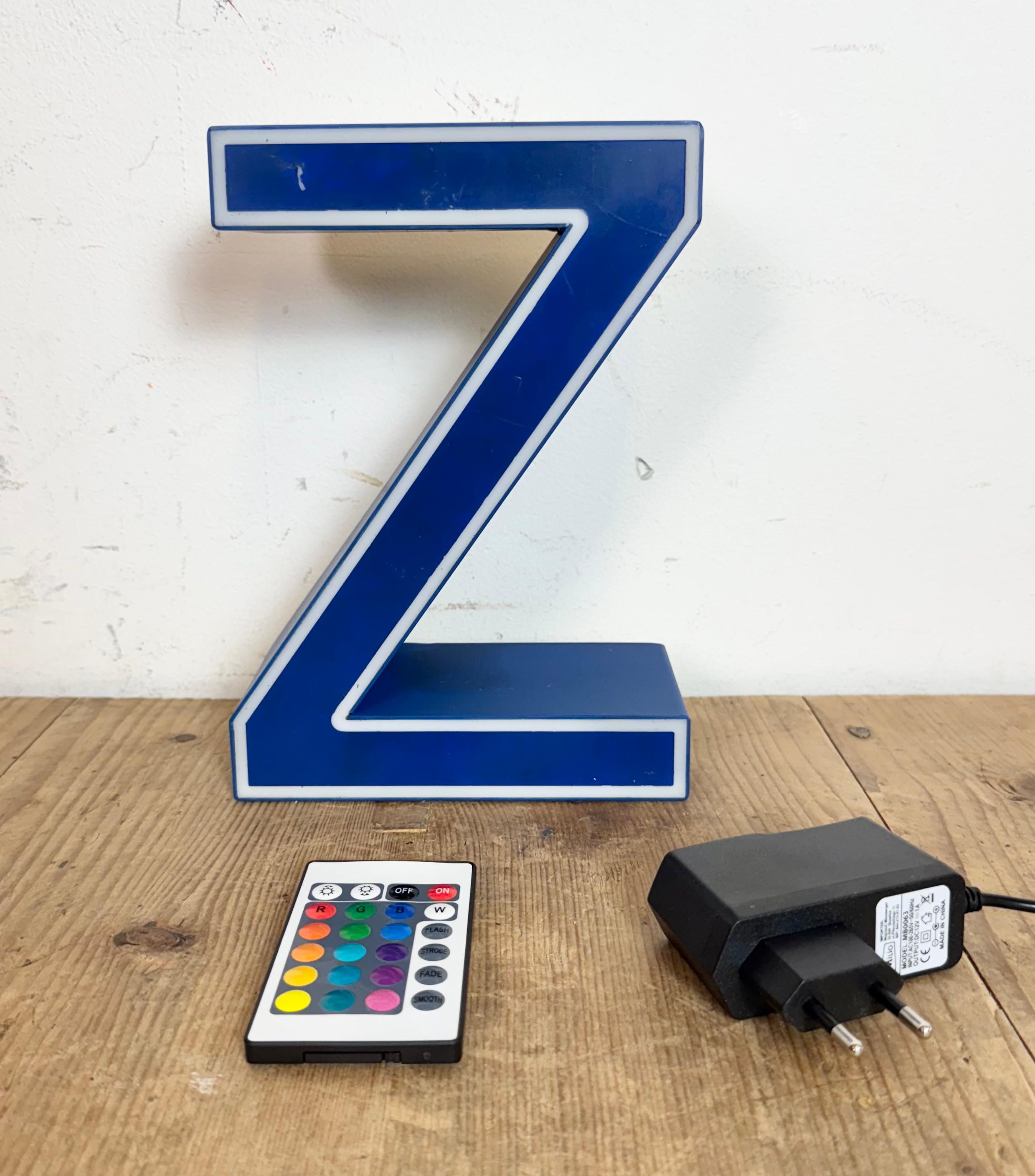 Vintage Blue Plastic Illuminated Letter Z , 1970s For Sale 8