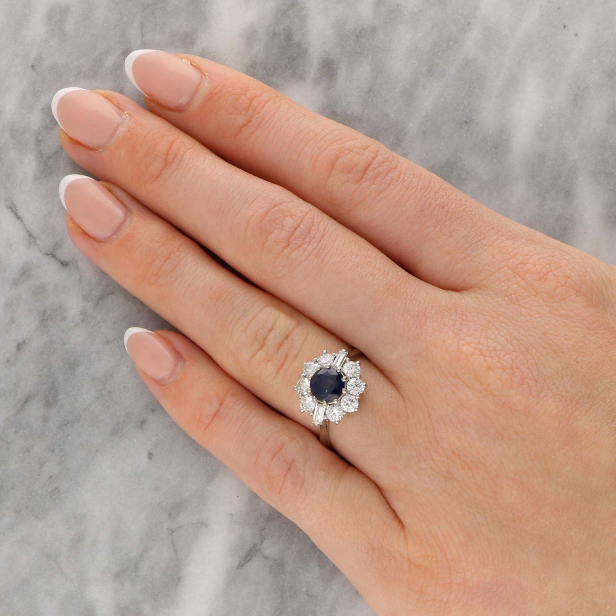Vintage Blue Sapphire and Diamond Alternative Cluster Ring in Platinum In Excellent Condition For Sale In London, GB