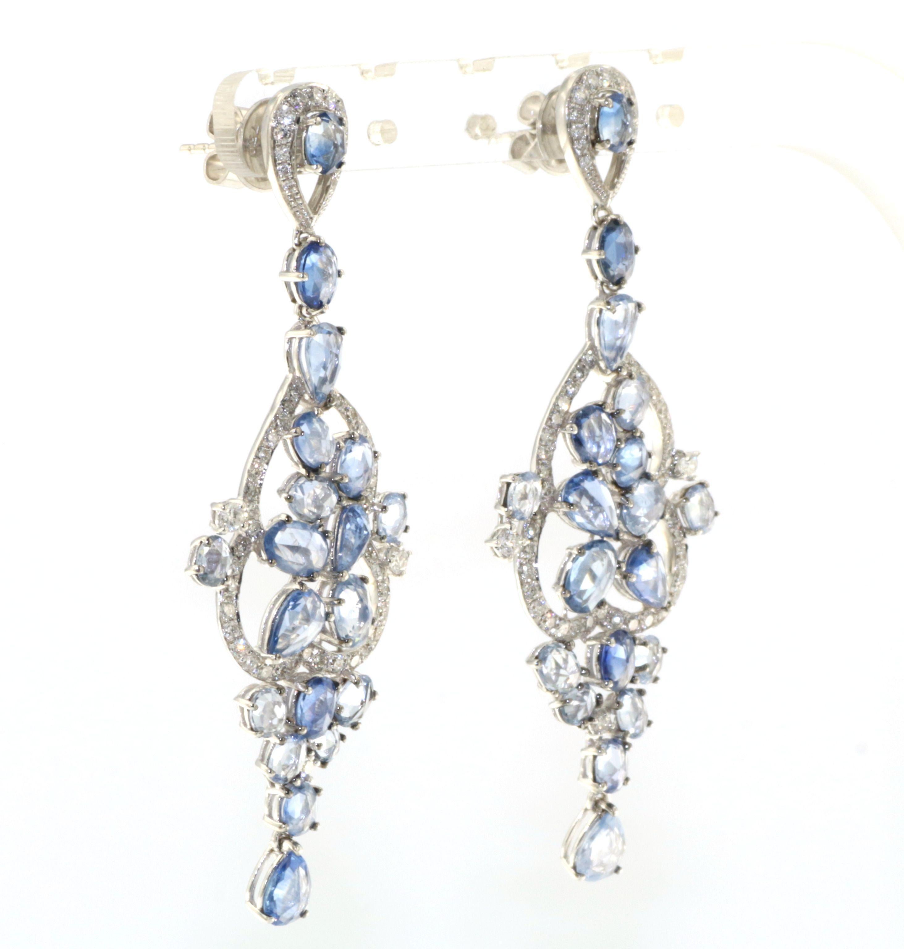 Art Deco 9.94Ct Vintage  Blue Sapphire and Diamond Dangle Earring in 18K White Gold For Sale