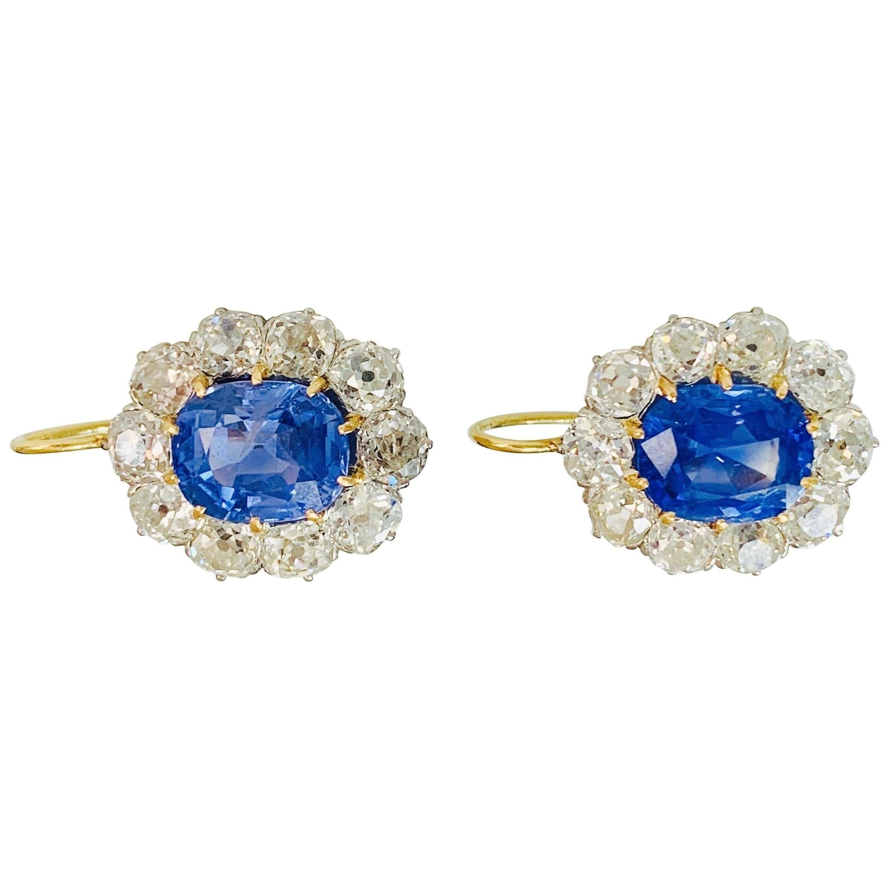 Vintage Blue Sapphire and Diamond Earrings in 18 K Gold and Platinum, AGL Cert.  For Sale