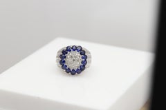 Vintage Blue Sapphire and Diamond Ring 18 Karat Gold