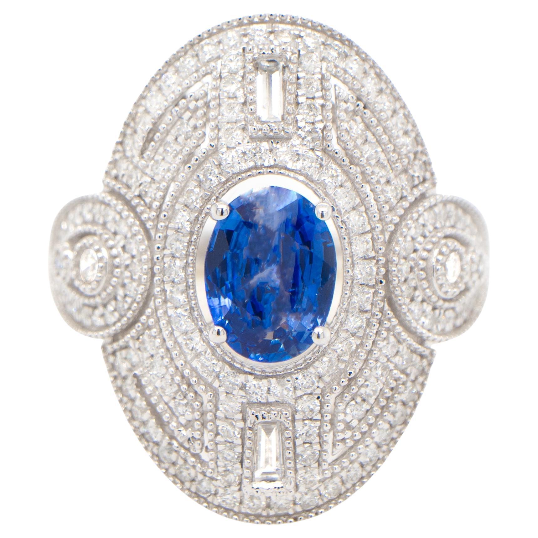 Vintage Blue Sapphire Ring Diamond Setting 2.18 Carats 18K Gold For Sale