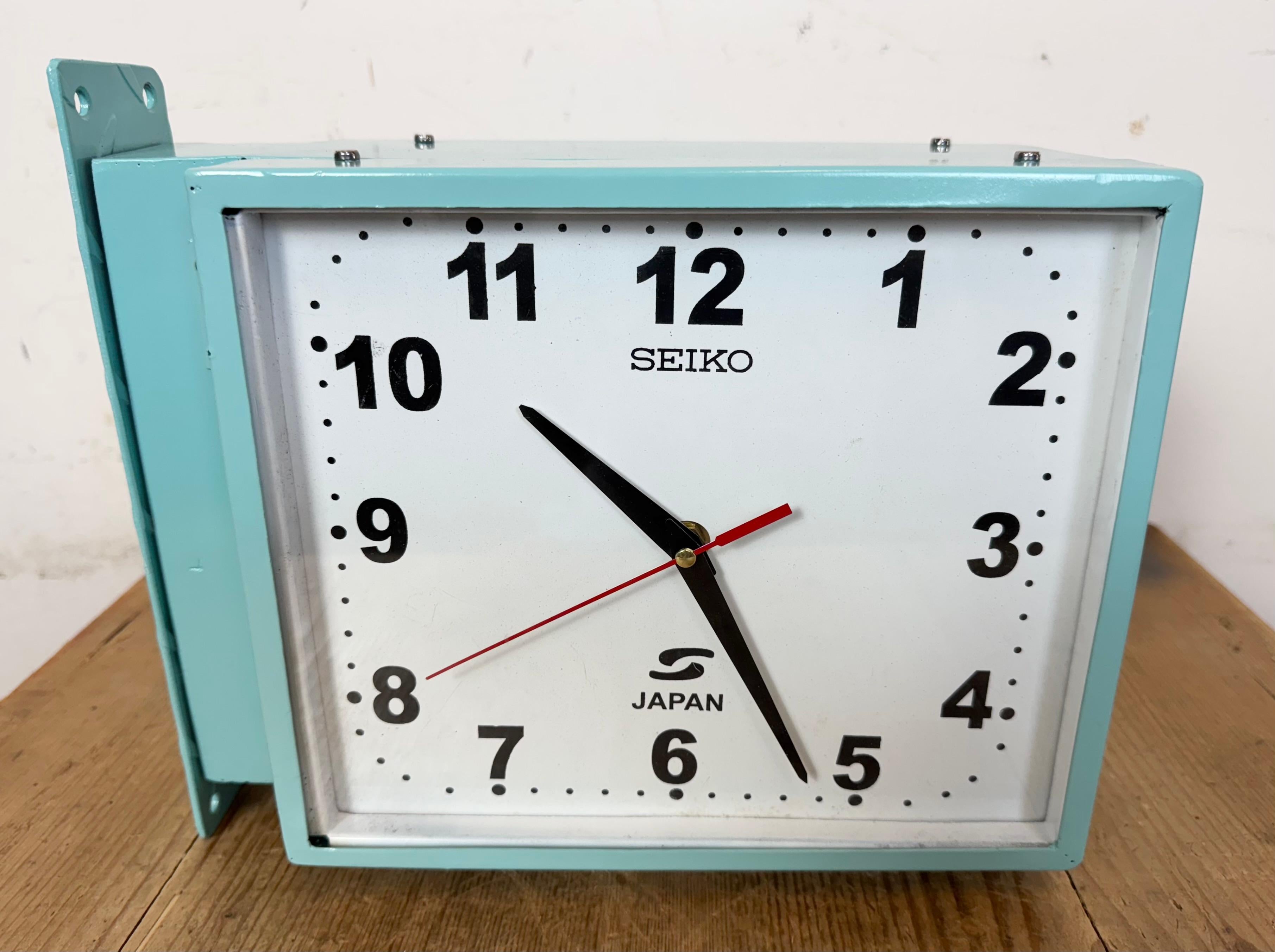 Horloge murale bleue Seiko Maritime à double face, années 1970 en vente 7