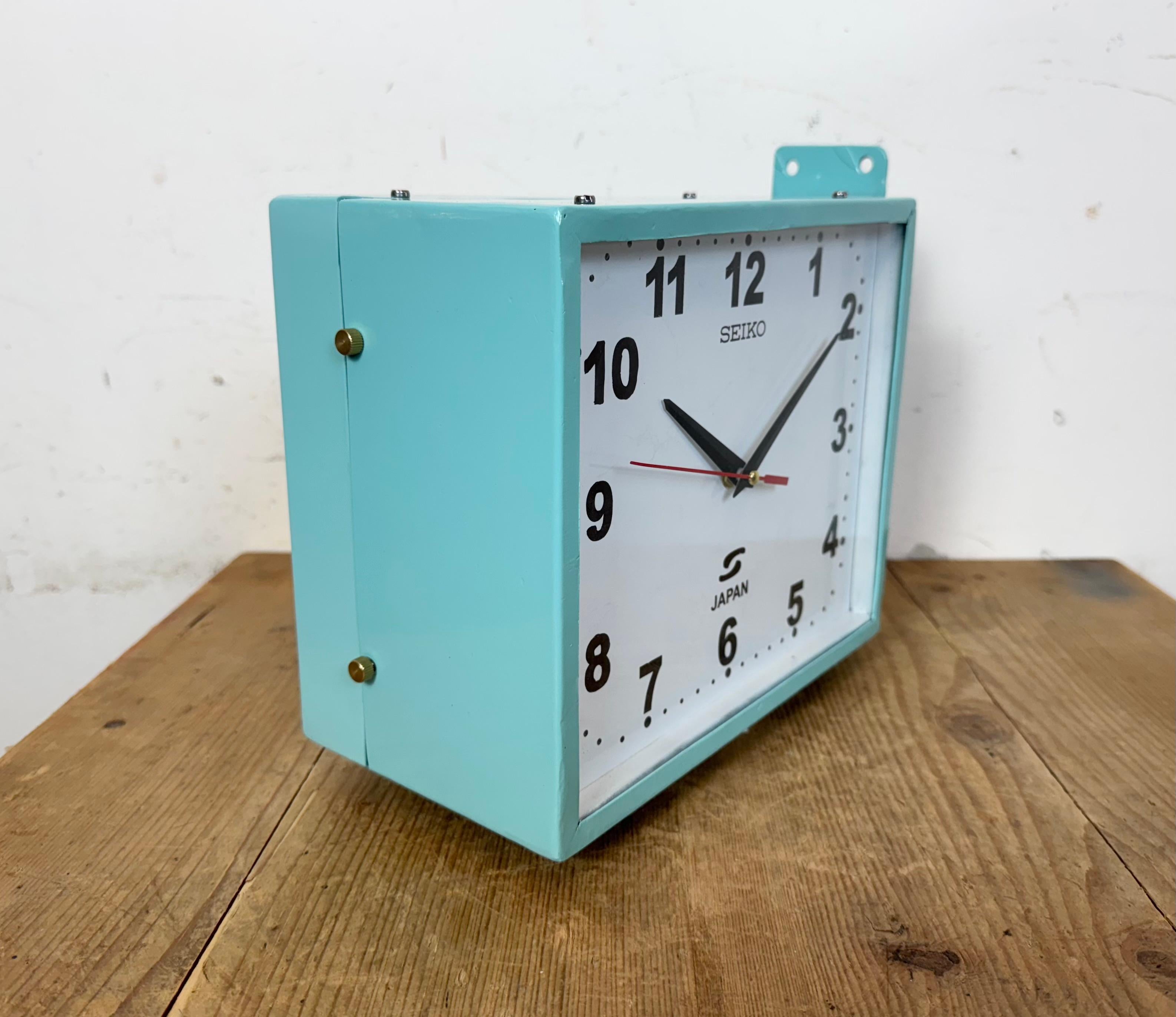Industriel Horloge murale bleue Seiko Maritime à double face, années 1970 en vente