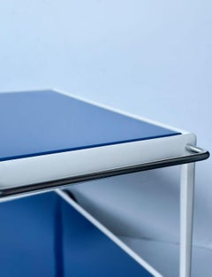 Chariot de service bleu vintage de Richard Schultz