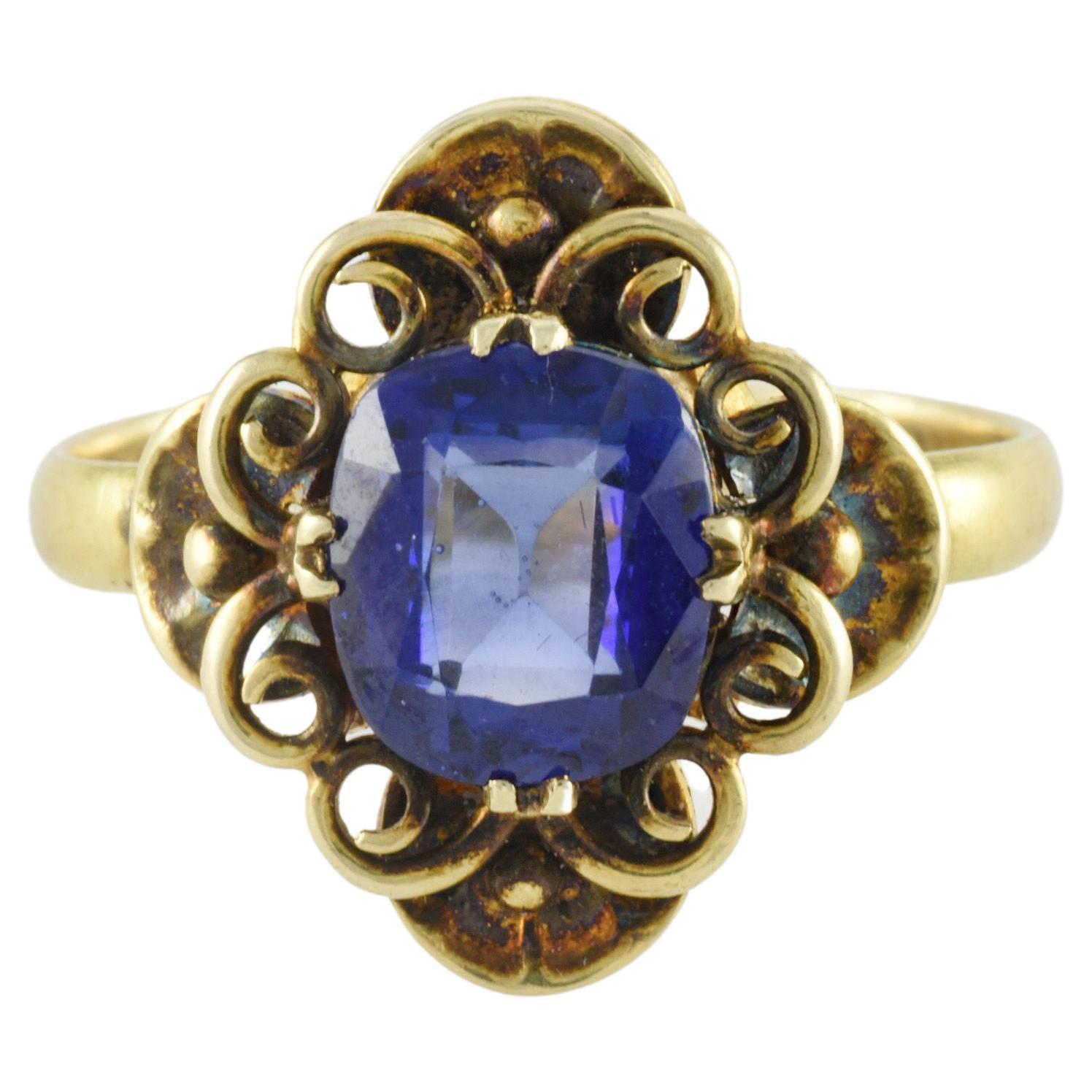 Vintage Blue Synthetic Sapphire and 14kt Yellow Gold Ring  For Sale