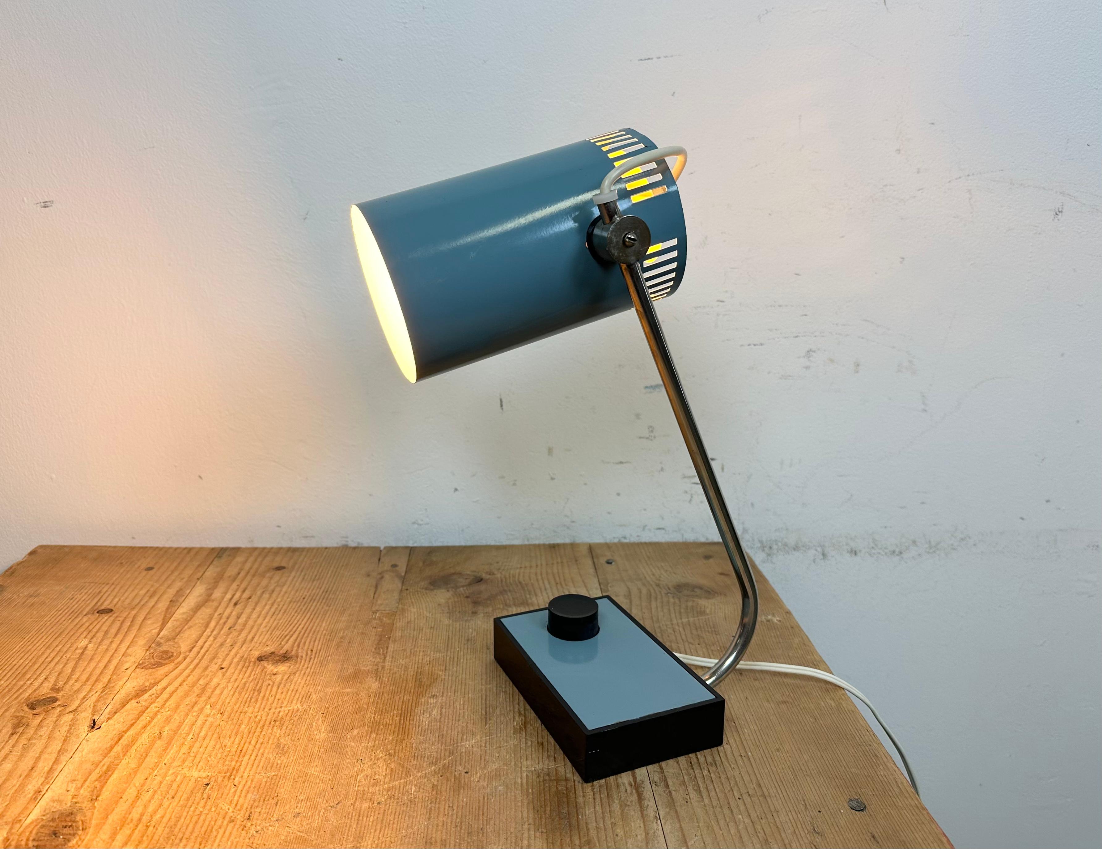Lampe de bureau bleue vintage, années 1960 en vente 11