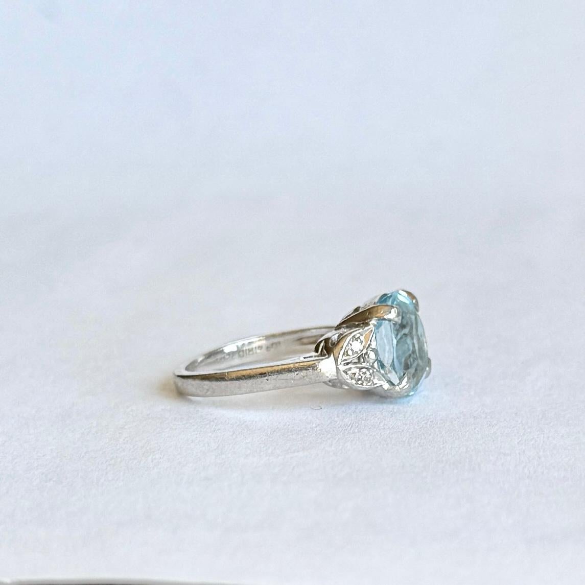 Vintage Blue Topaz and Diamond Platinum Ring For Sale 1