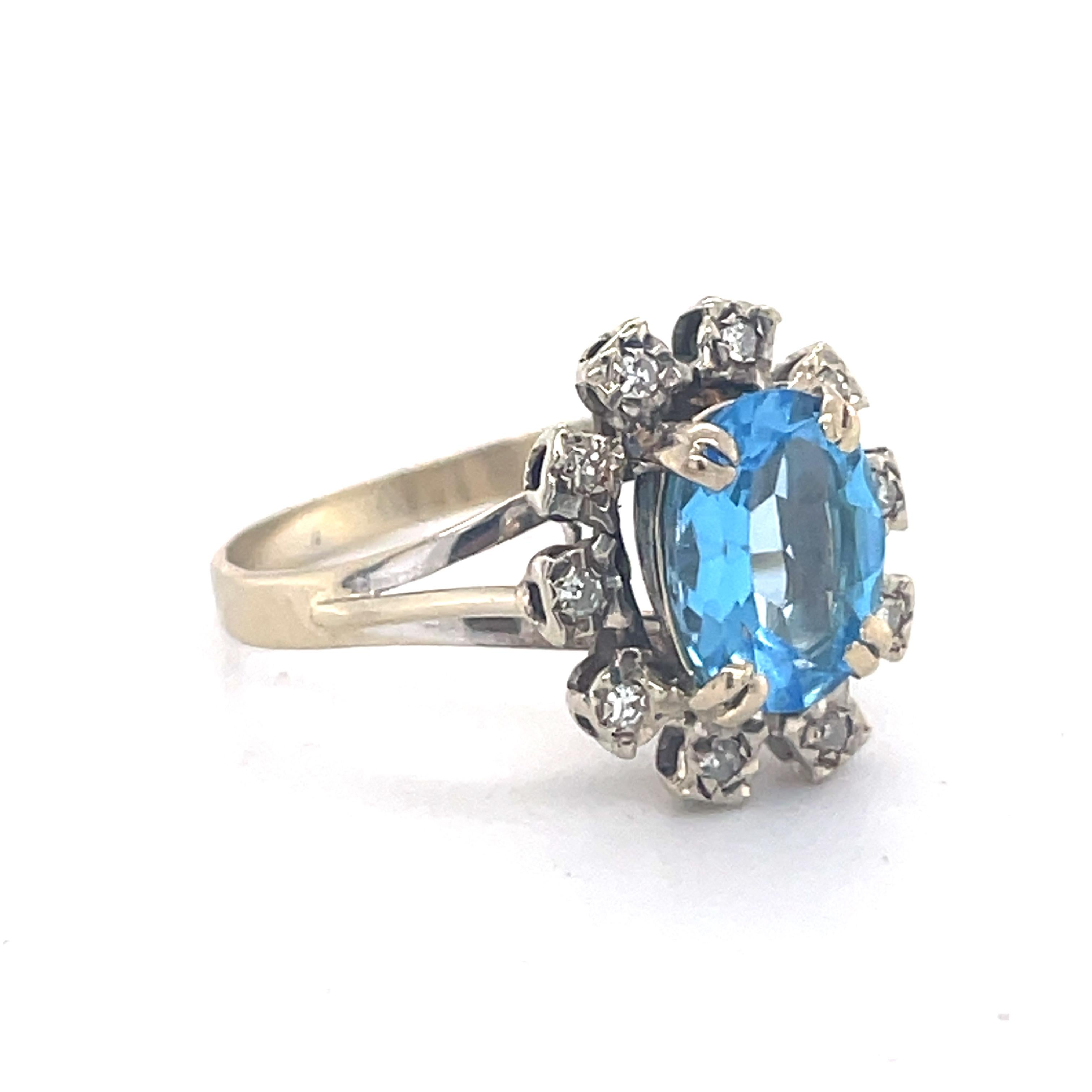 Vintage Blue topaz ring - 2ct Blue Topaz Ring, 18K white gold, diamond Halo ring For Sale 2