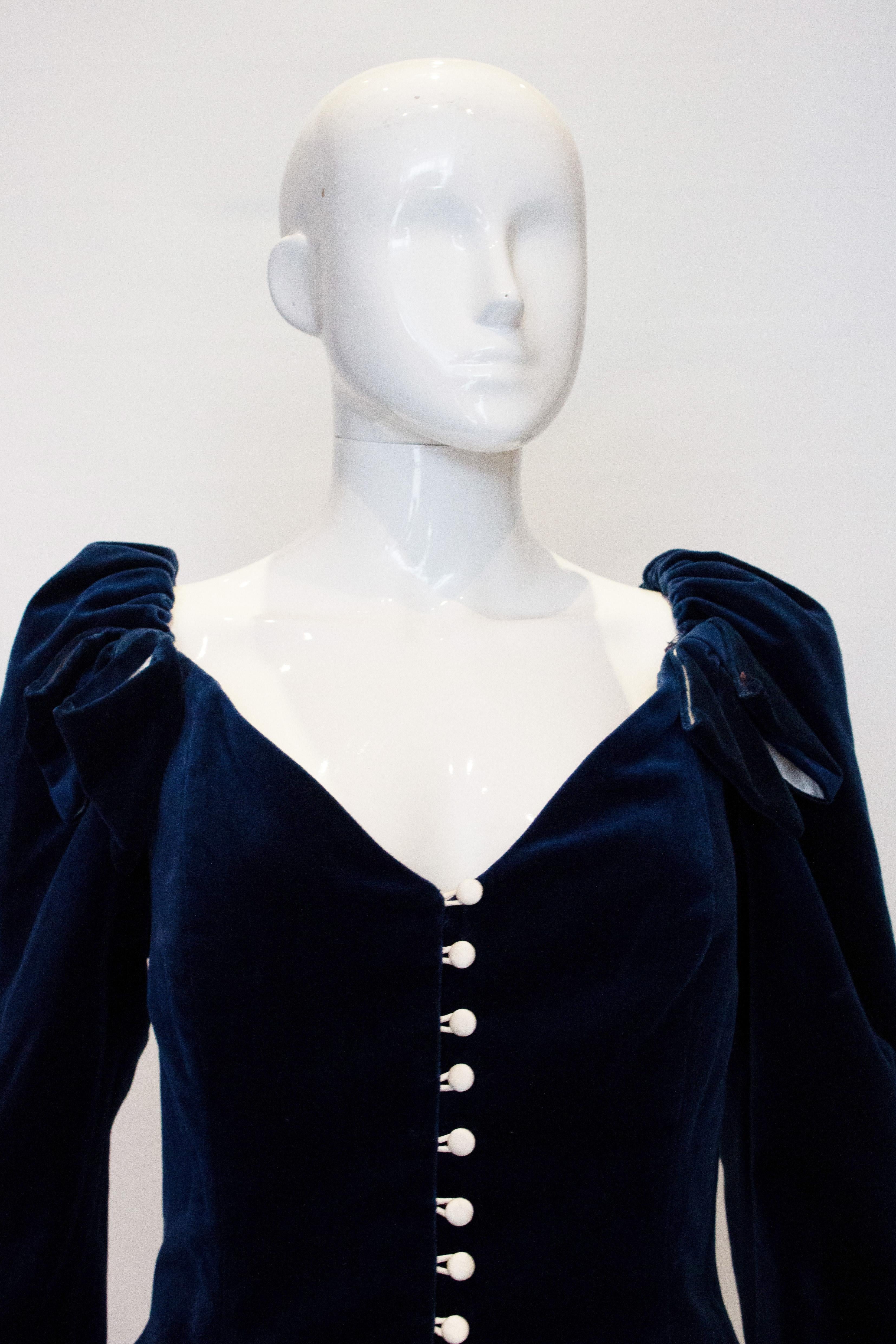 Vintage Blue Velvet Jacket In Good Condition For Sale In London, GB