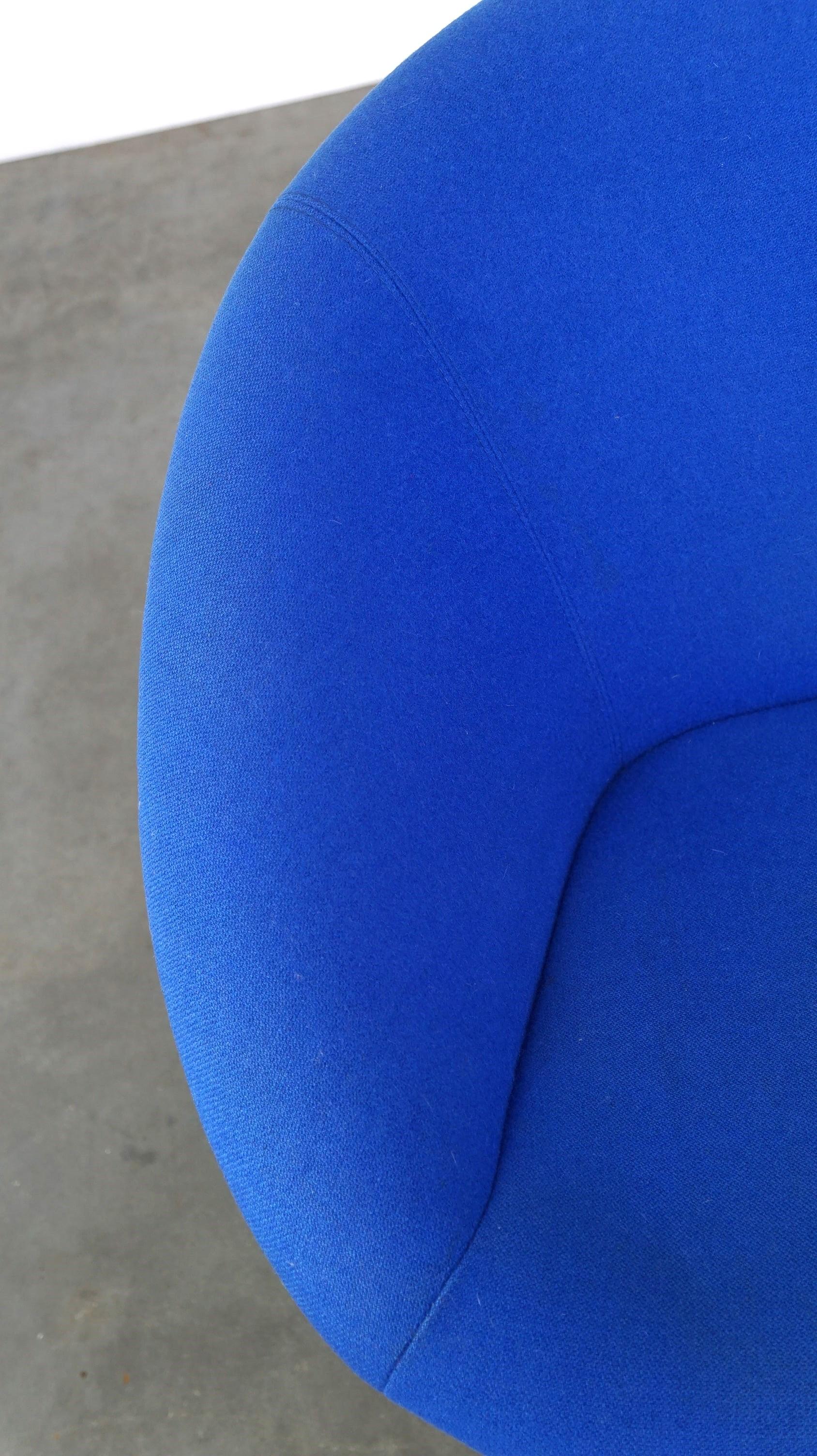 Vintage blue Walter Knoll German design lounge chair, model 369 For Sale 2