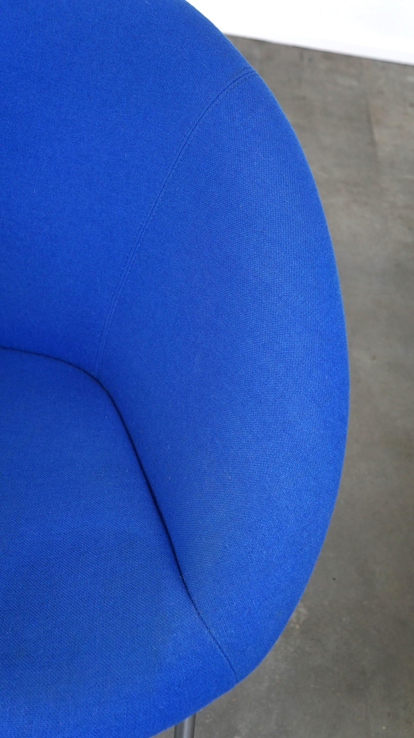 Vintage blue Walter Knoll German design lounge chair, model 369 For Sale 3