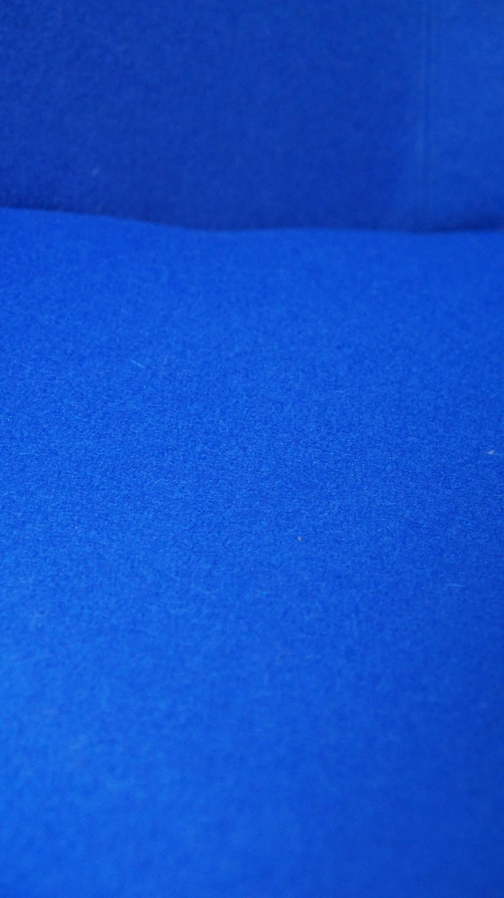 Vintage blue Walter Knoll German design lounge chair model 369 with a new seat For Sale 2