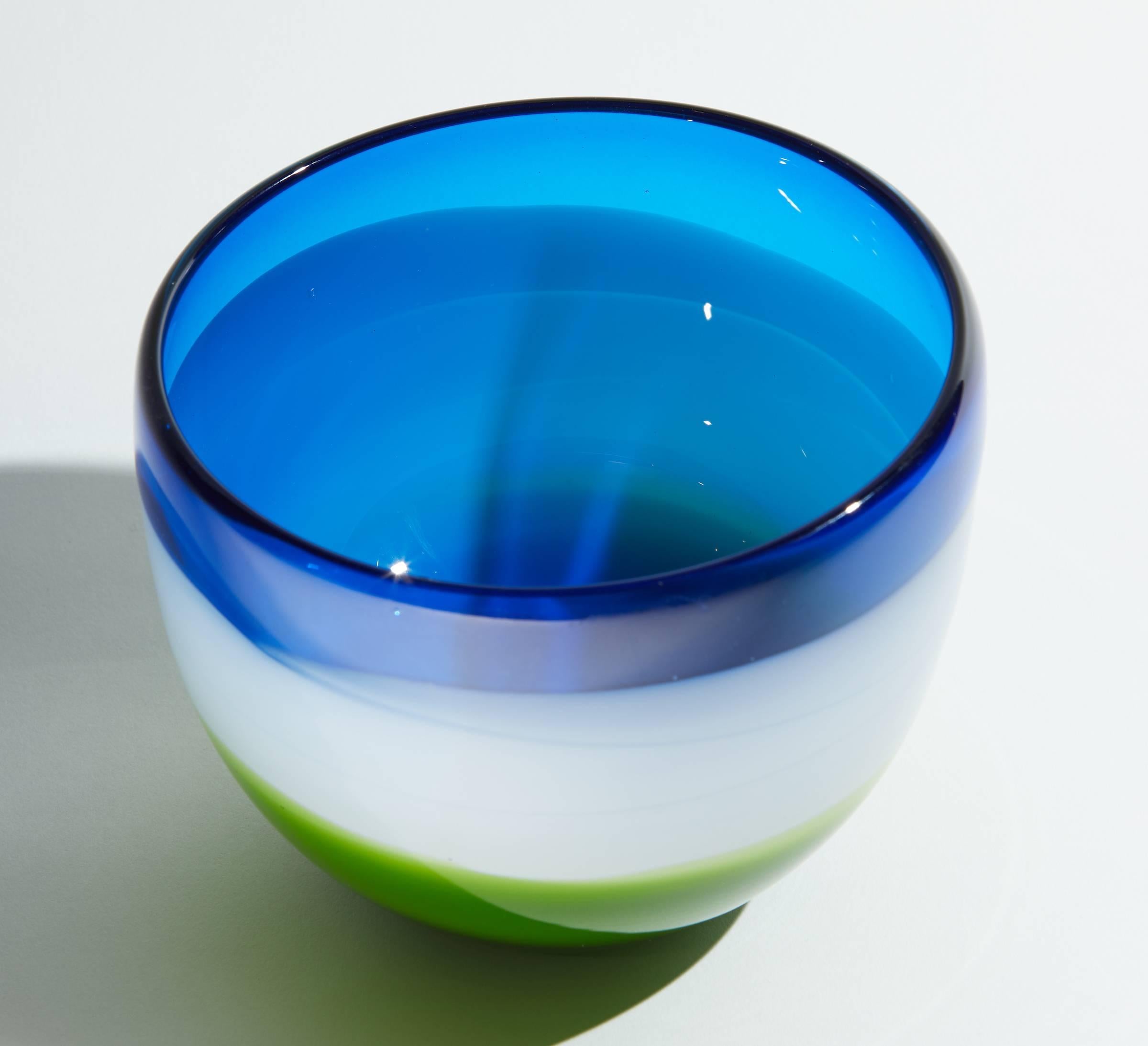 Vieux bol en verre de Murano bleu, blanc et vert en vente 4