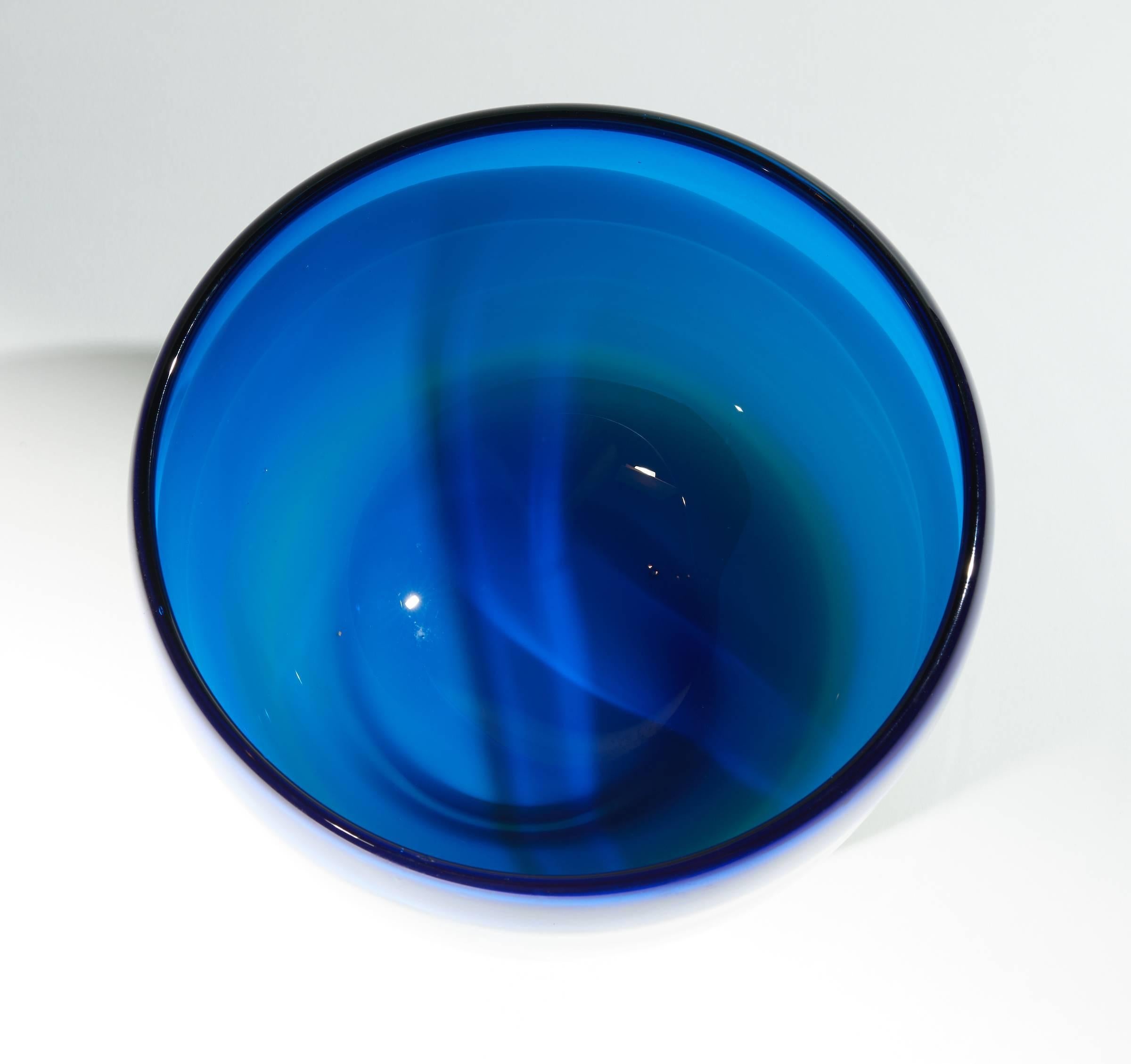Vintage Blue White and Green Murano Glass Bowl For Sale 3